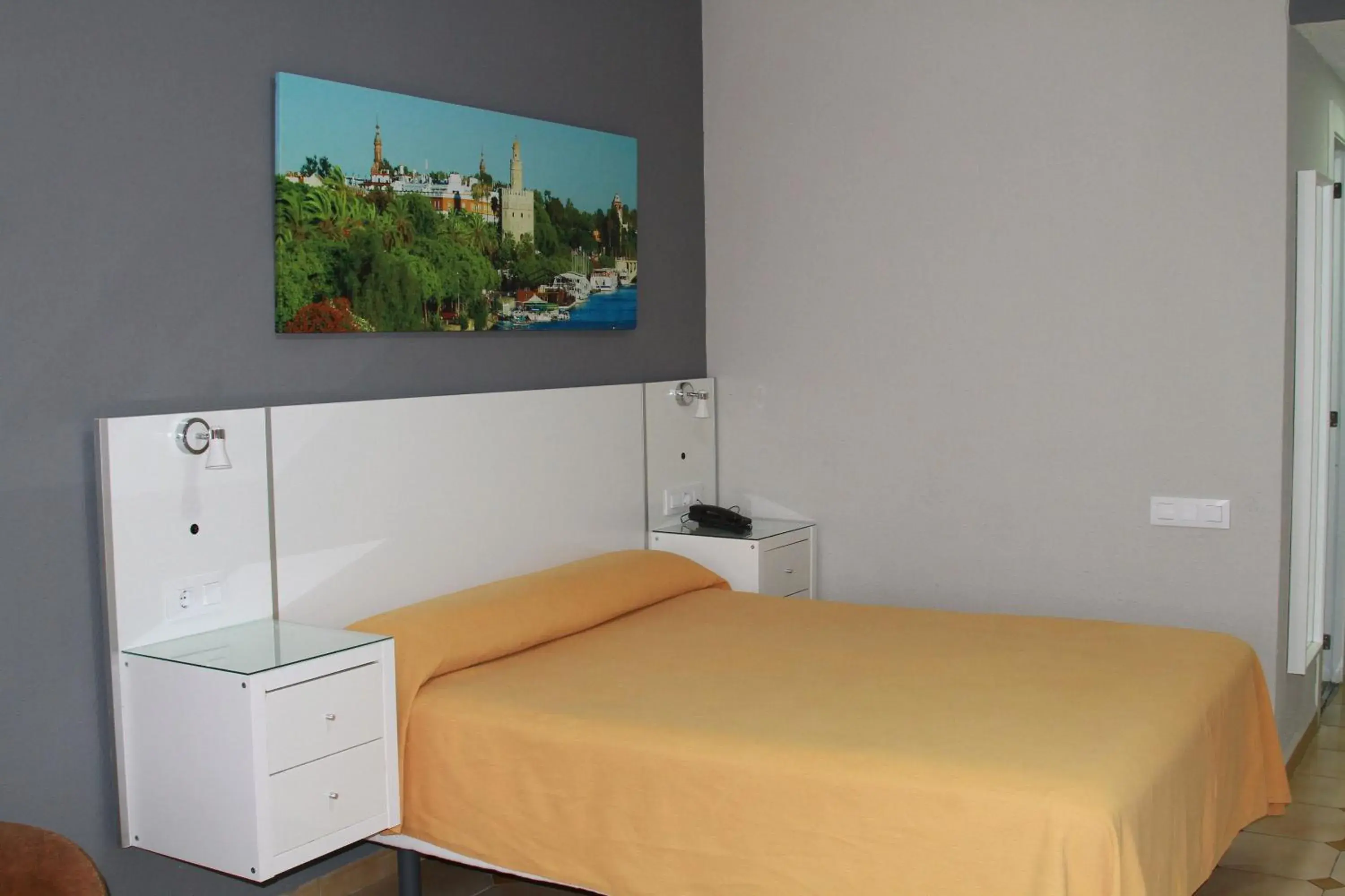 Photo of the whole room, Bed in Apartamentos Resitur Photo of the whole room, Bed in Apartamentos Resitur