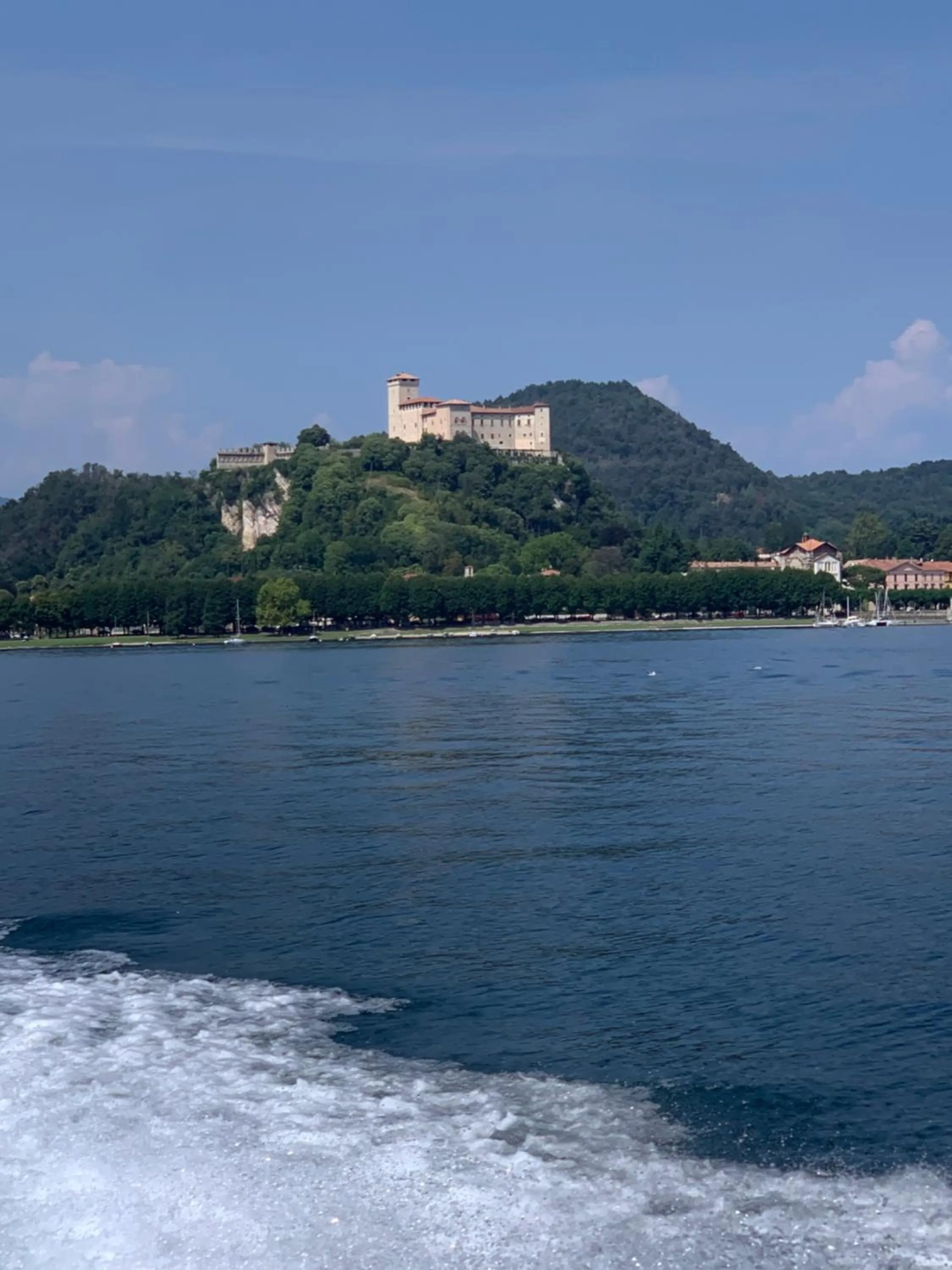 Natural landscape in B&B La Rosa del Lago