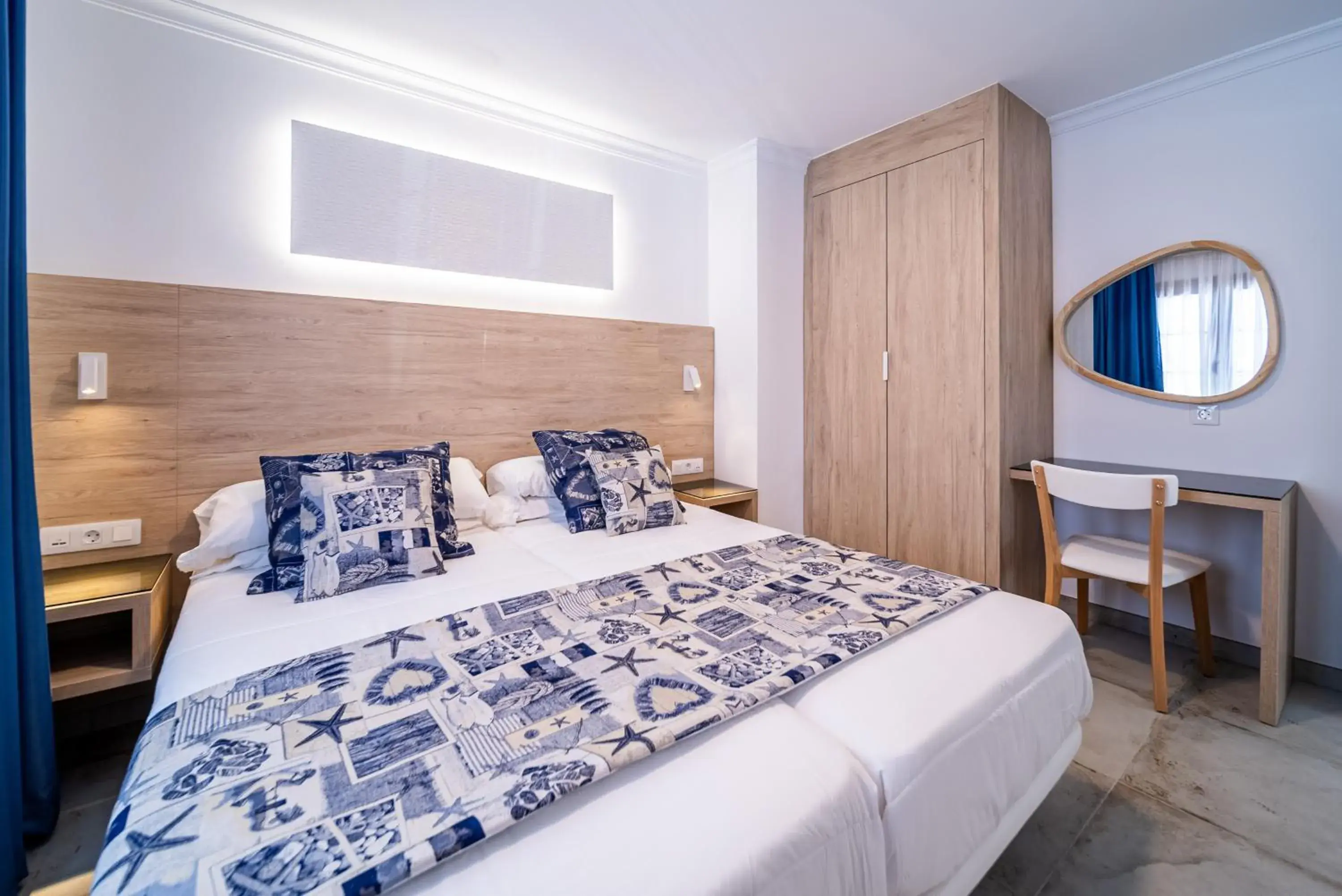 Bed in Suite Hotel Montana Club Bed in Suite Hotel Montana Club