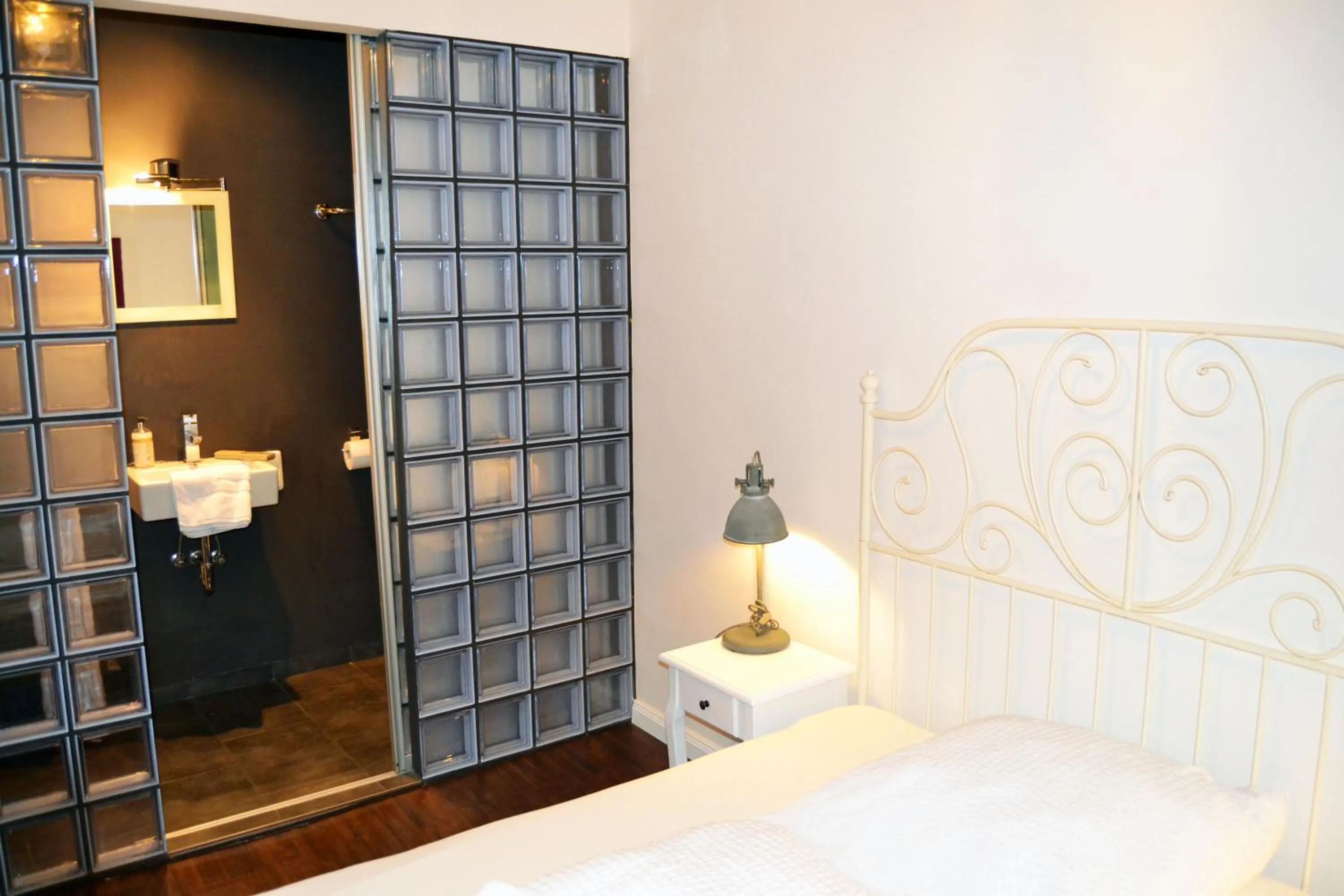 Bed in St. Pauli Lodge