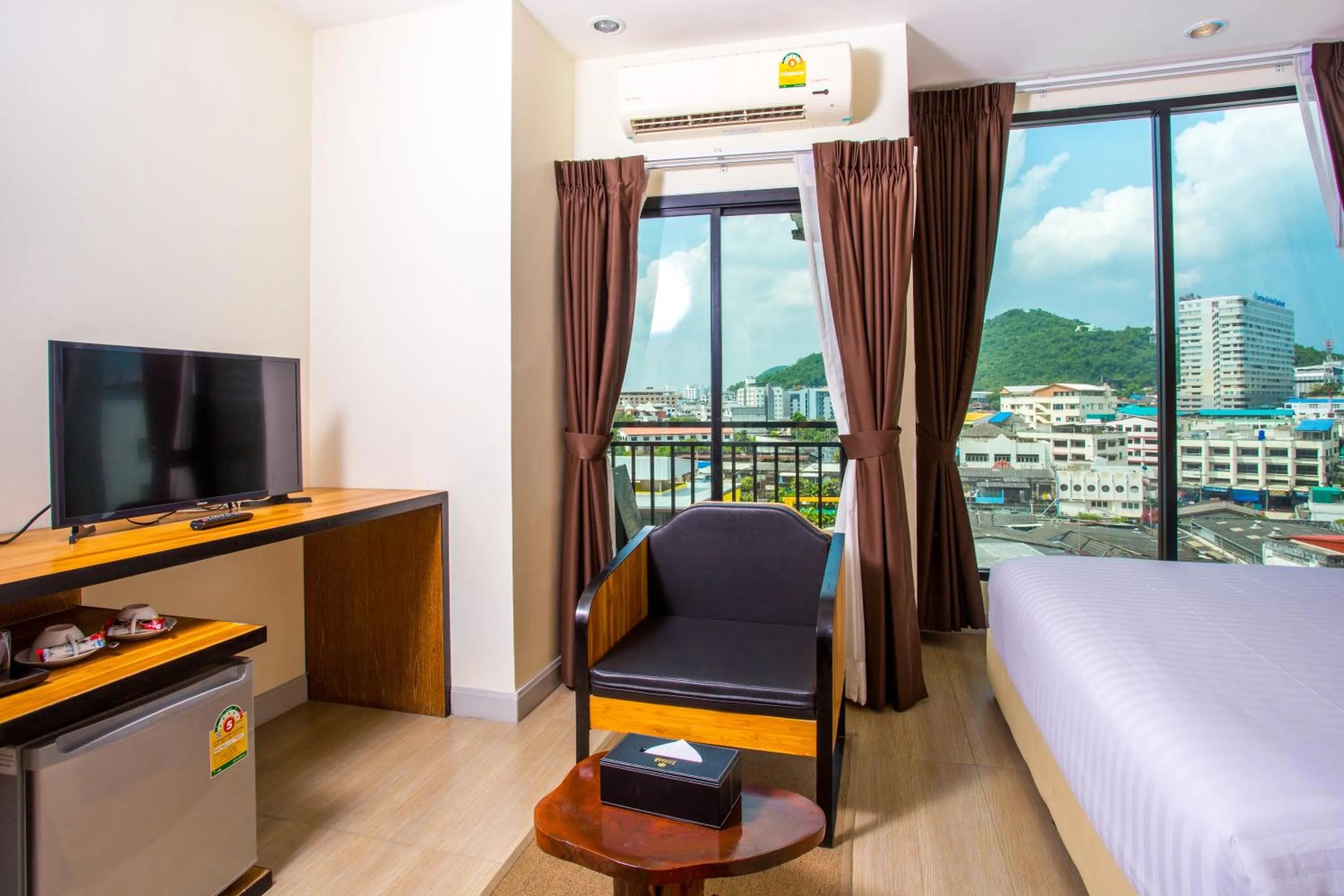 Day, Bed in Triple B Boutique Residence