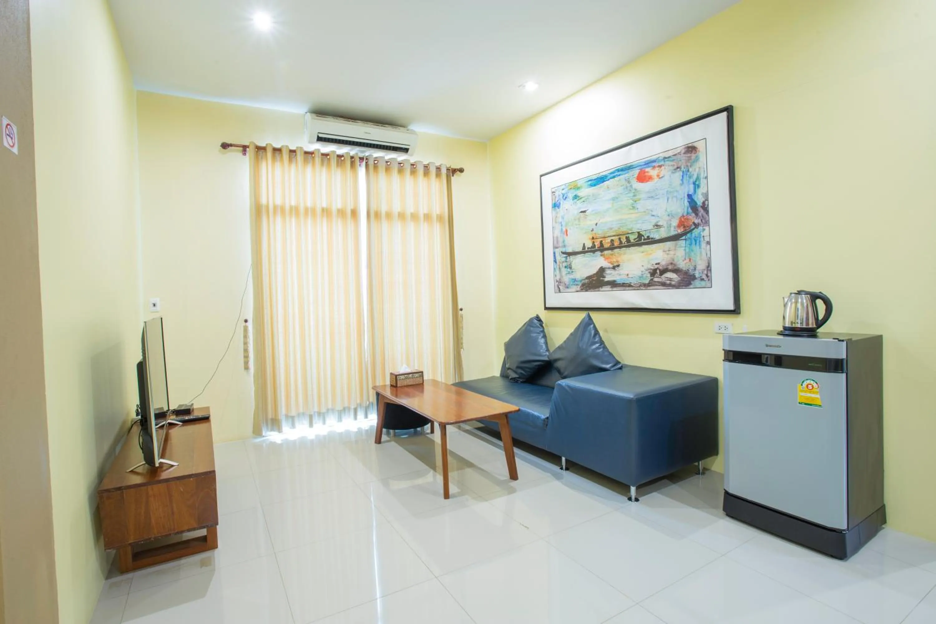 Living room in Aura Residence