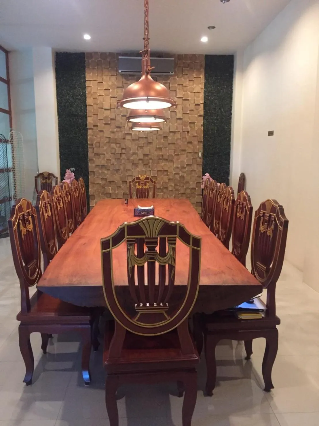 Business facilities in Aura Residence