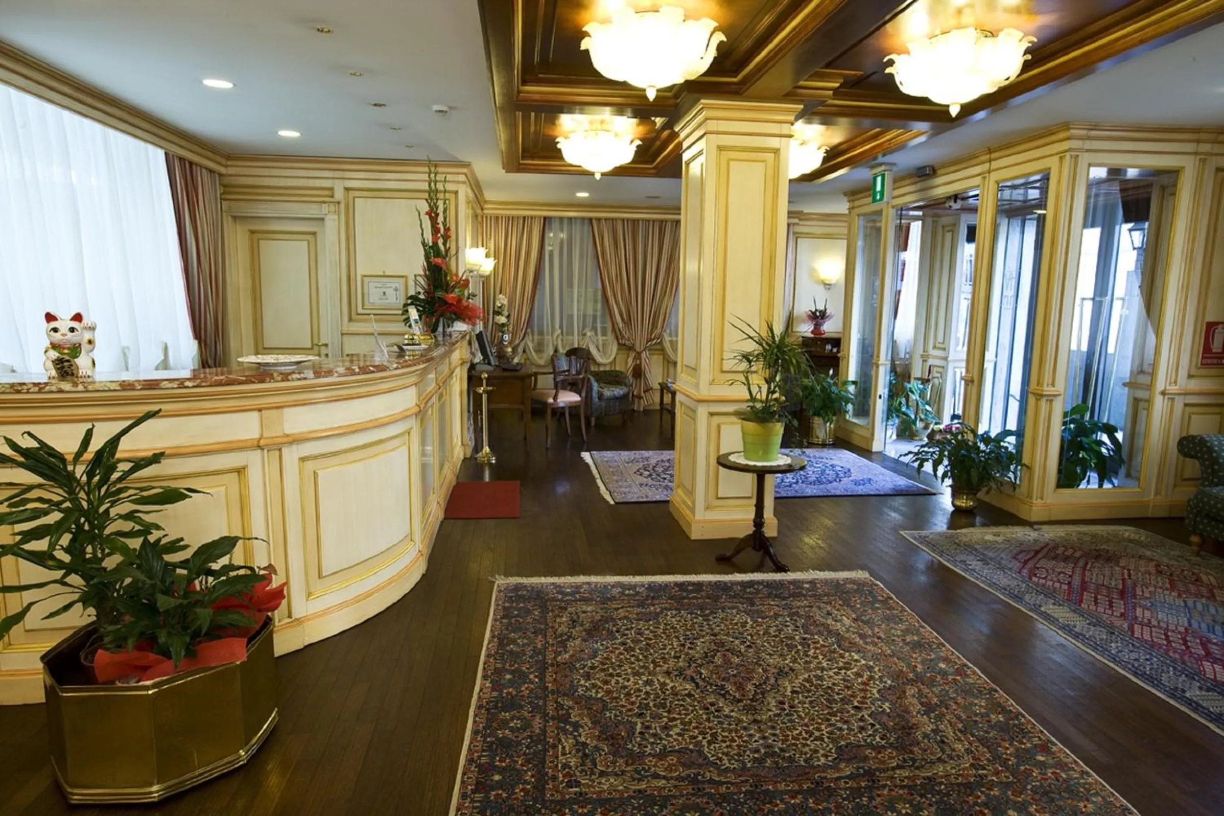 Lobby or reception in Hotel De La Ville