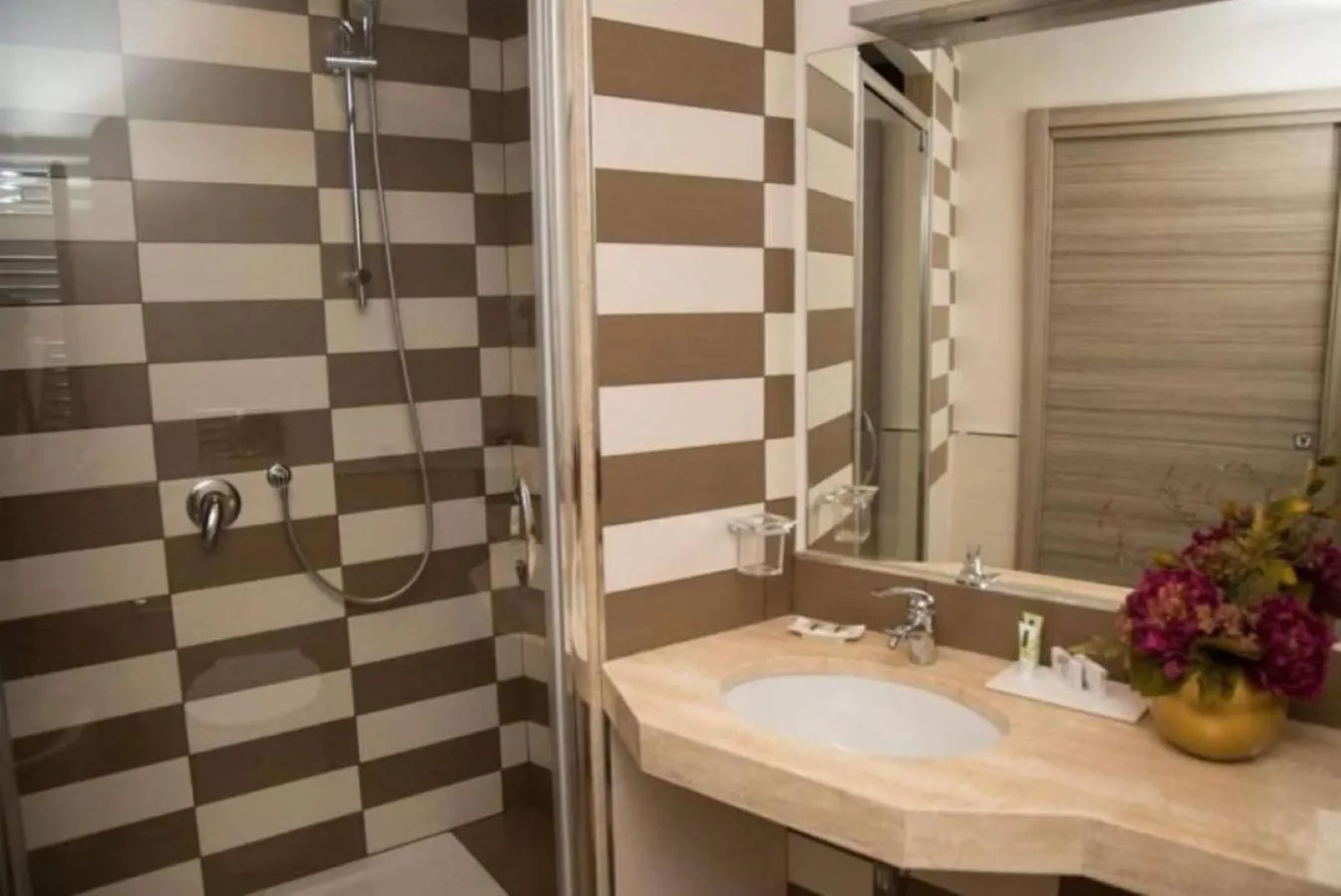 Shower in Palazzo Sisto Exclusive Rooms