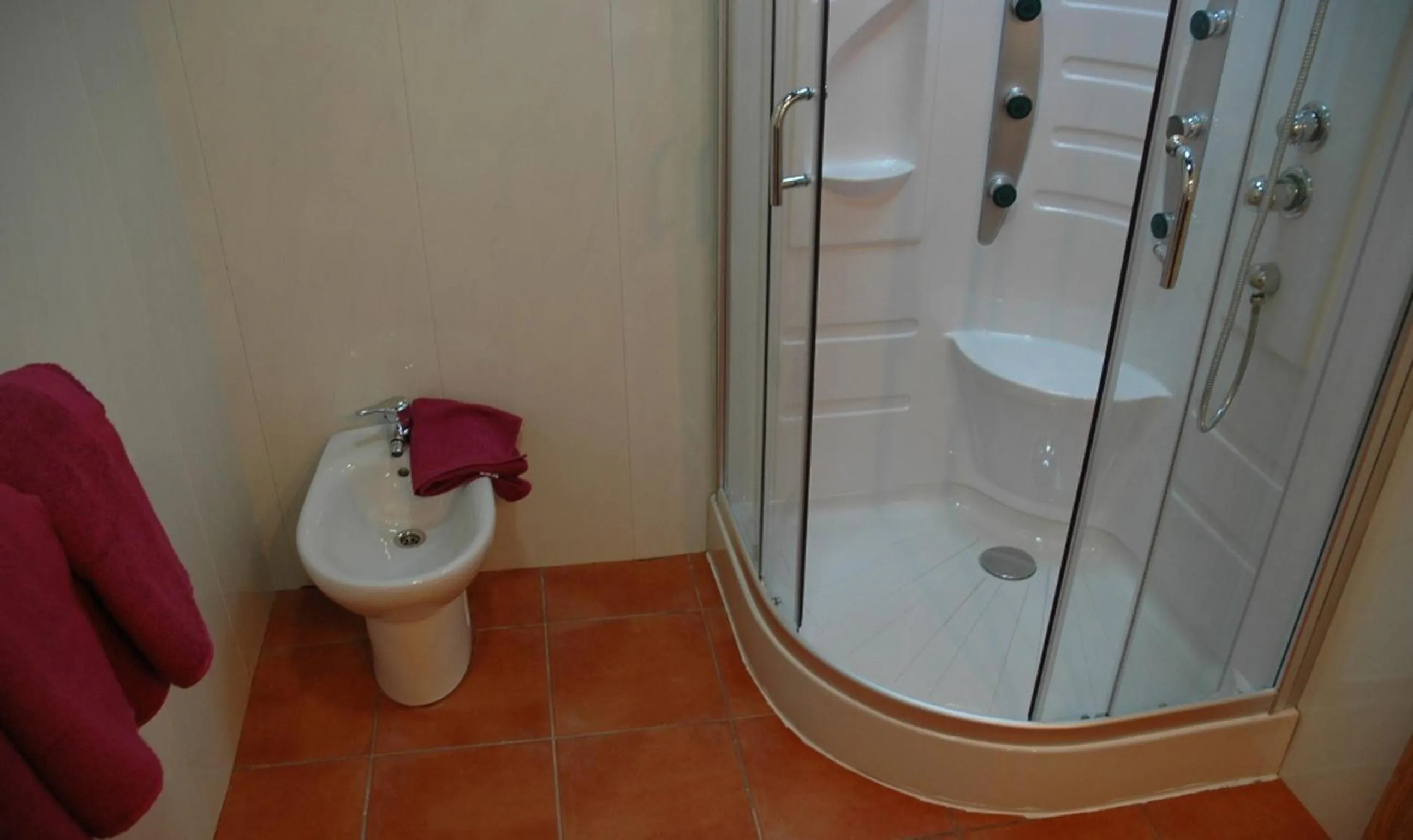 Shower in La casa de l'Avi