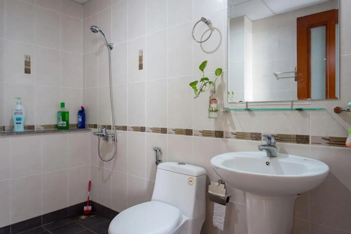 Shower in Sky Center Hostel