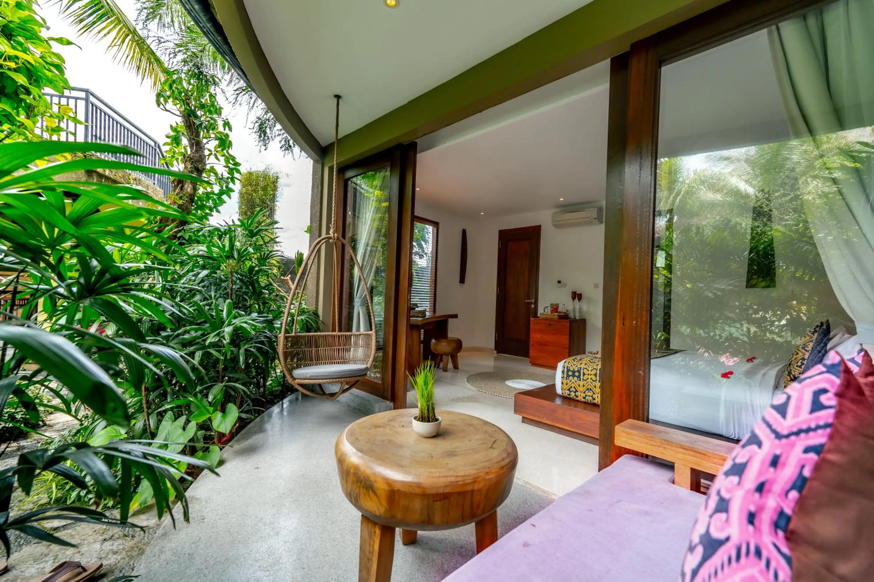 Property building, Bed in Honai Resort