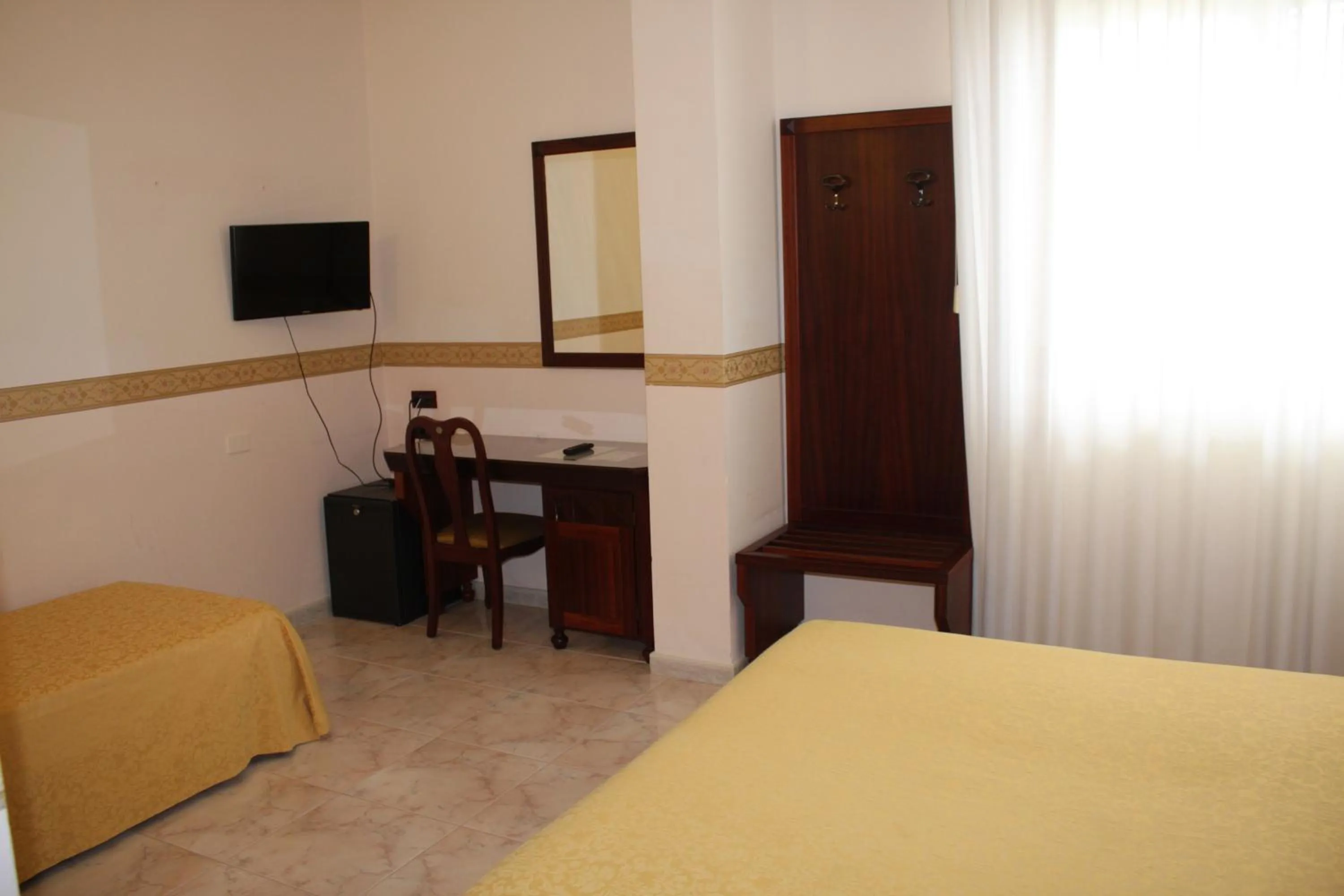 Bedroom, Bed in Grand Hotel degli Angeli