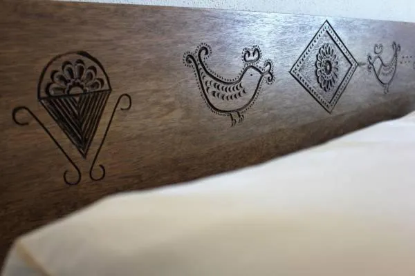Decorative detail, Bed in Serra Niedda Resort & Agriturismo