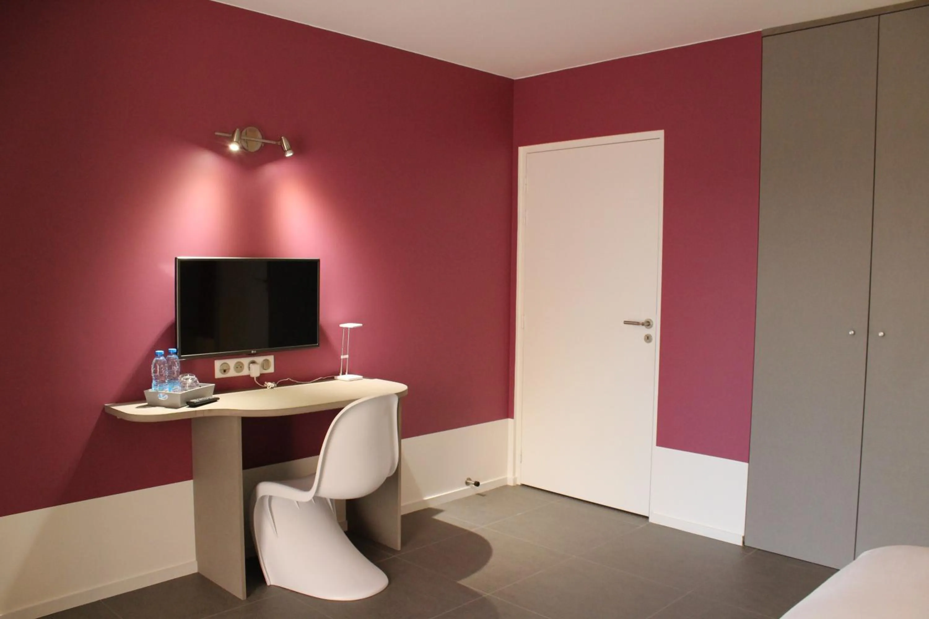 Bedroom in La Couture du Charme