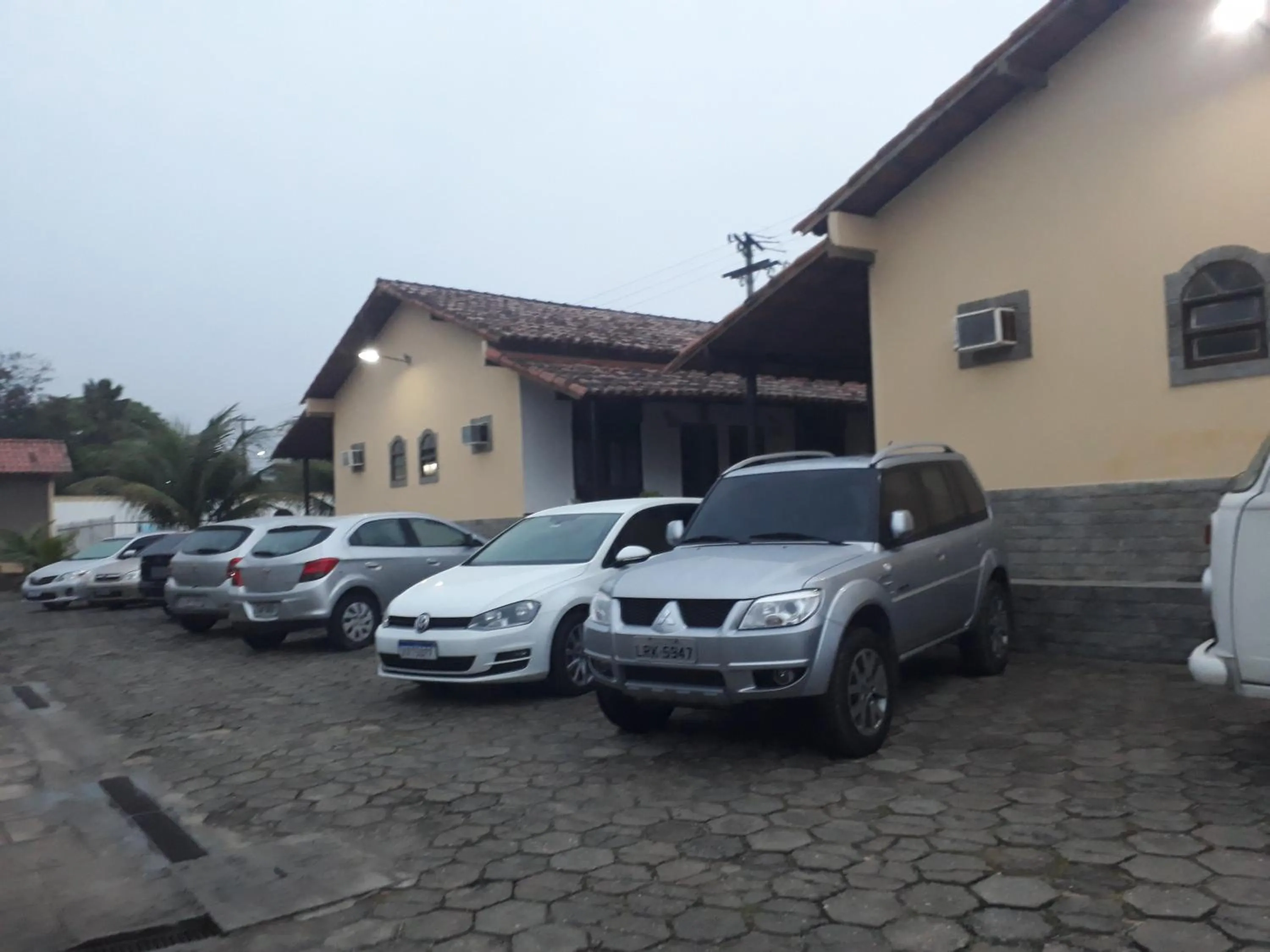 Hotel Pousada Chalé do Coqueiral