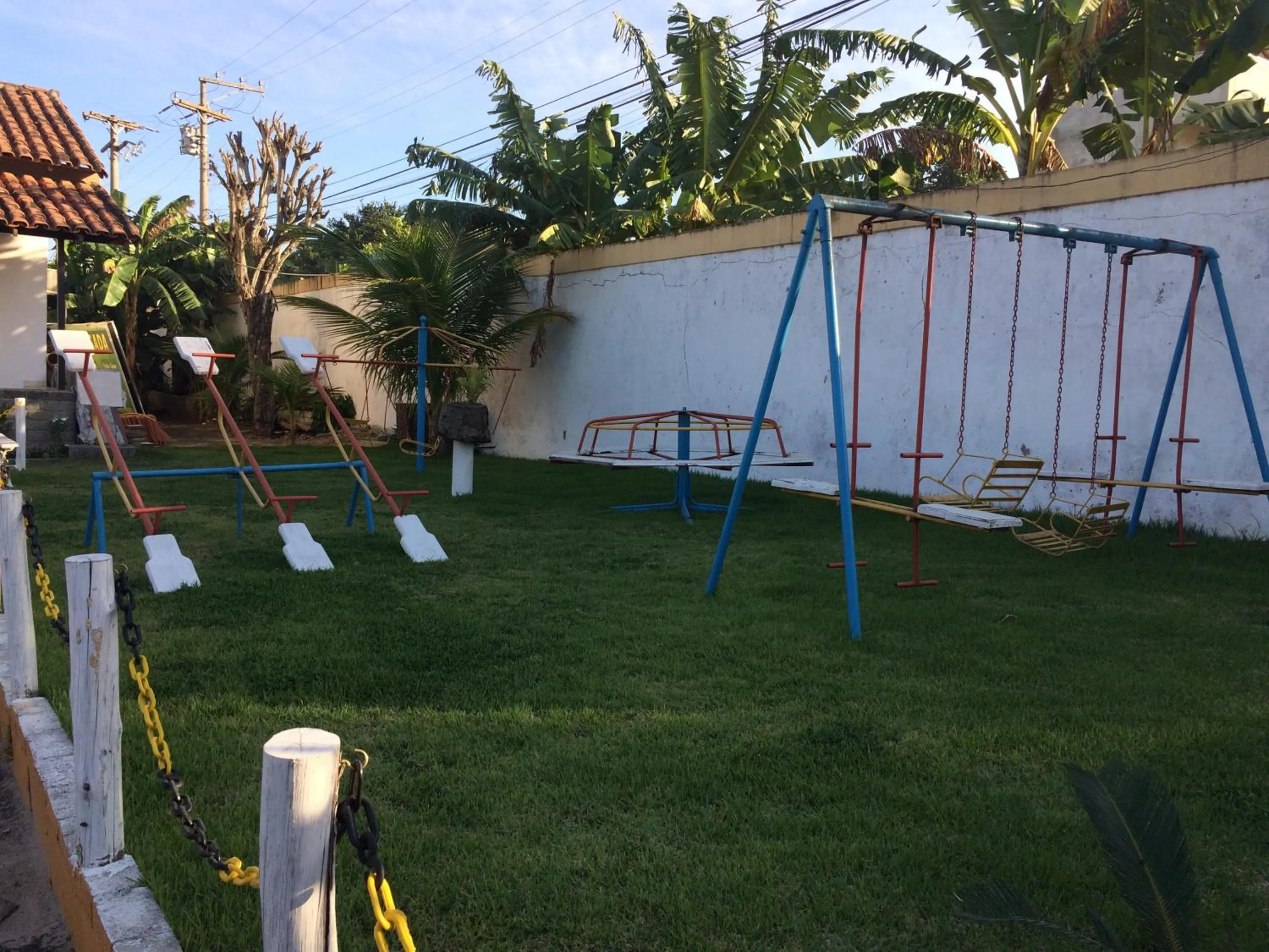 Children play ground in Hotel Pousada Chalé do Coqueiral
