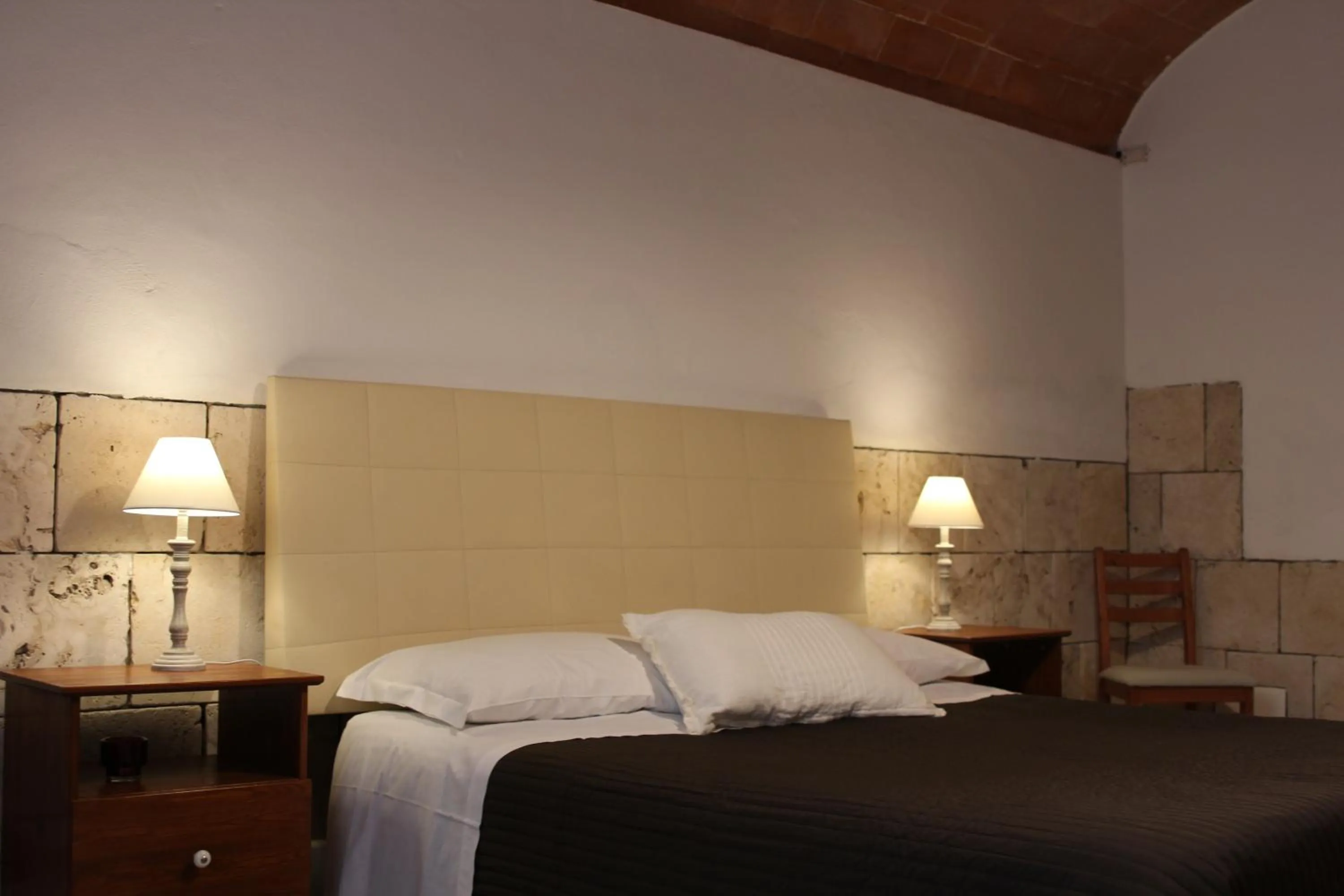 Photo of the whole room, Bed in Bed & Tower