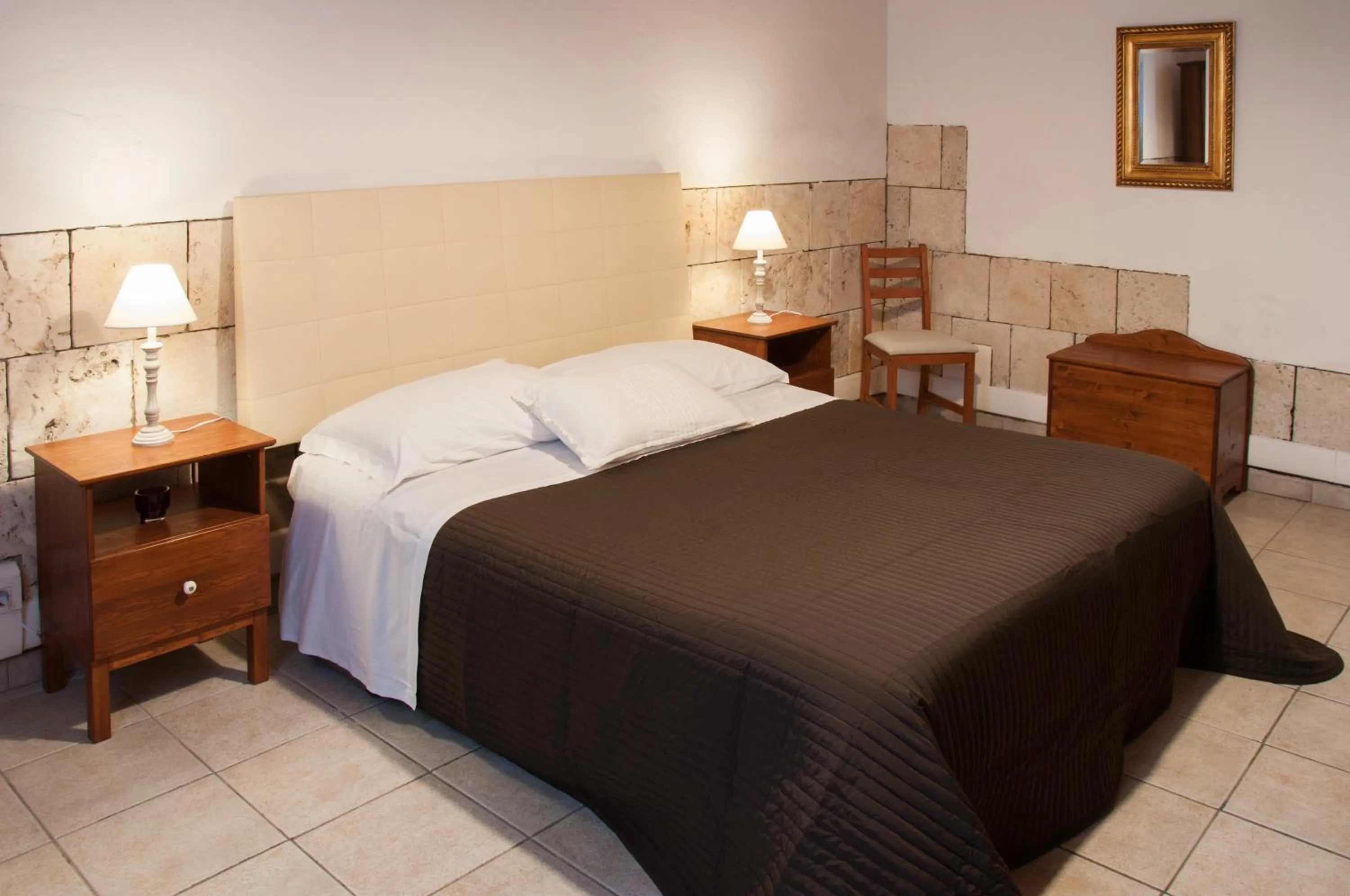 Photo of the whole room, Bed in Bed & Tower