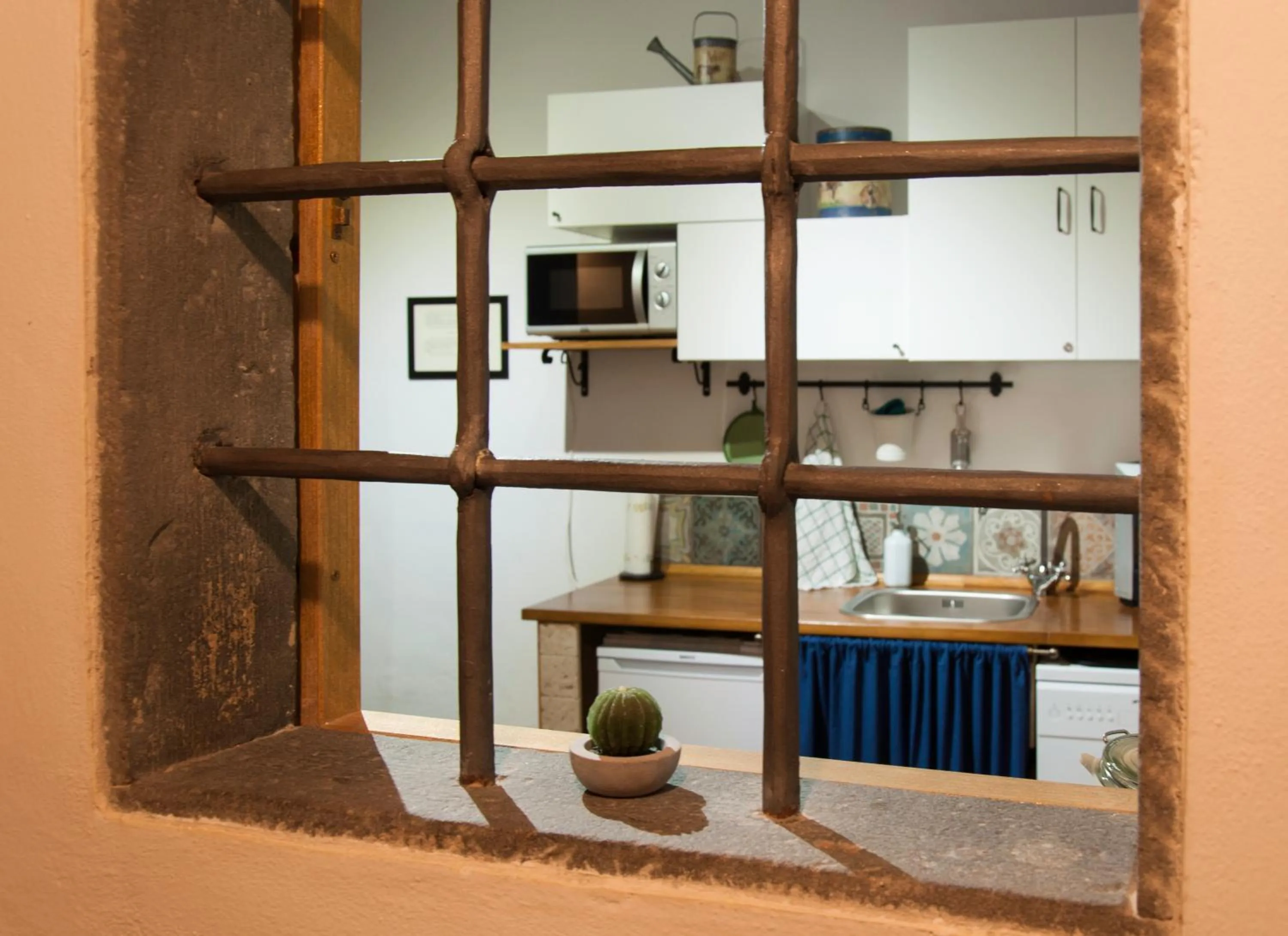 Communal kitchen in Bed & Tower