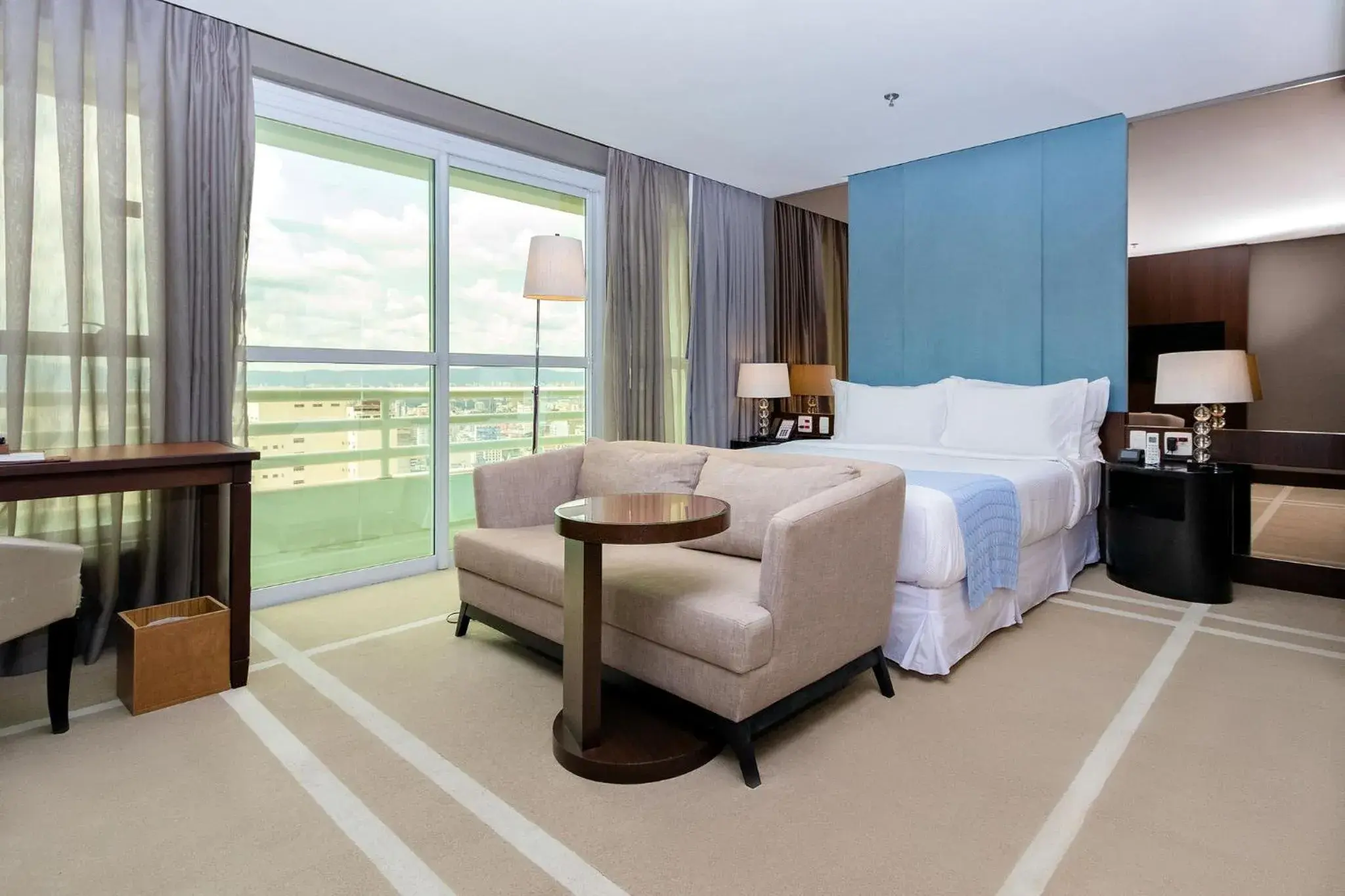 Photo of the whole room, Bed in Hotel Cadoro São Paulo Photo of the whole room, Bed in Hotel Cadoro São Paulo