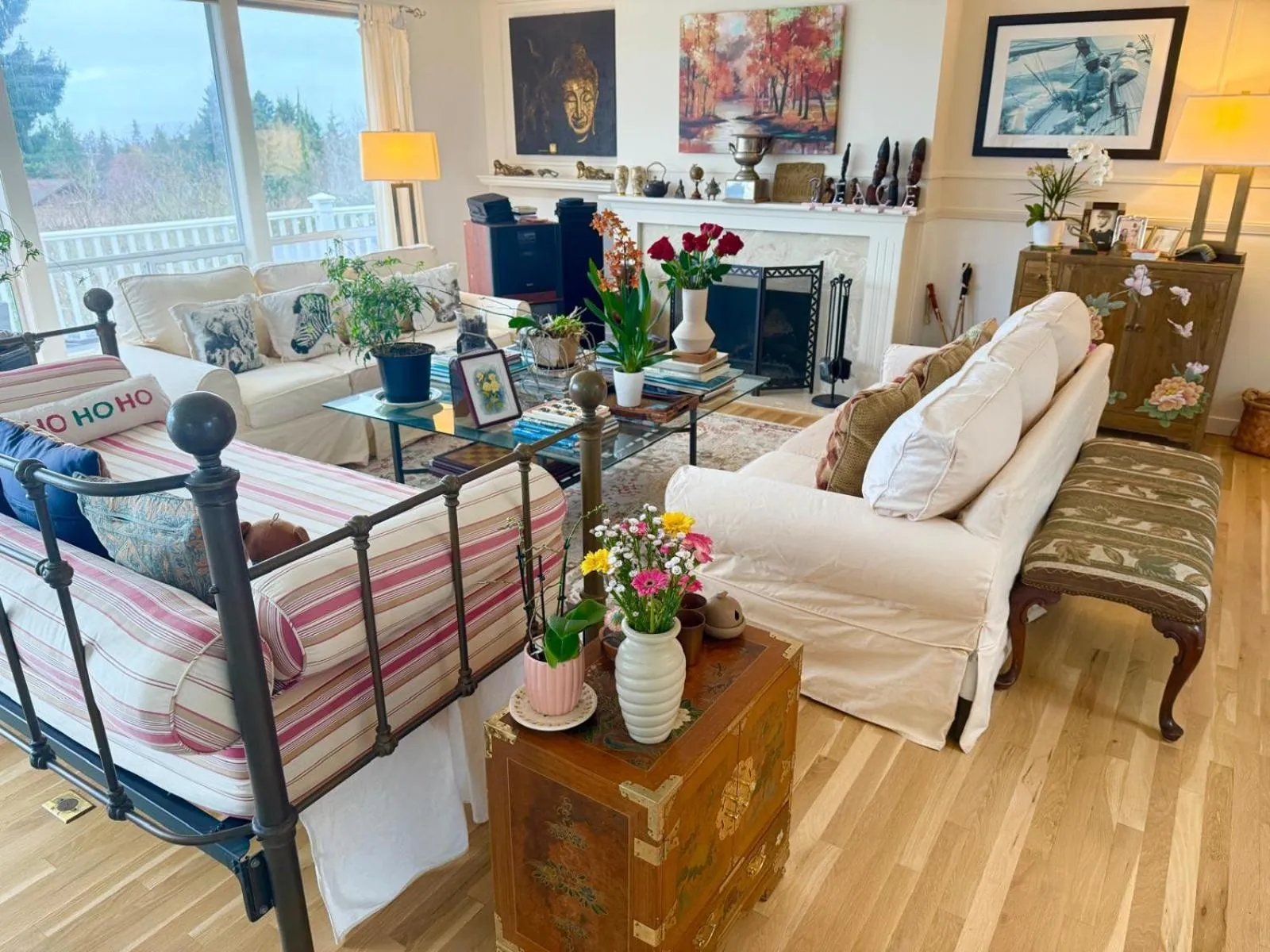 Living room in Villa Rivarola