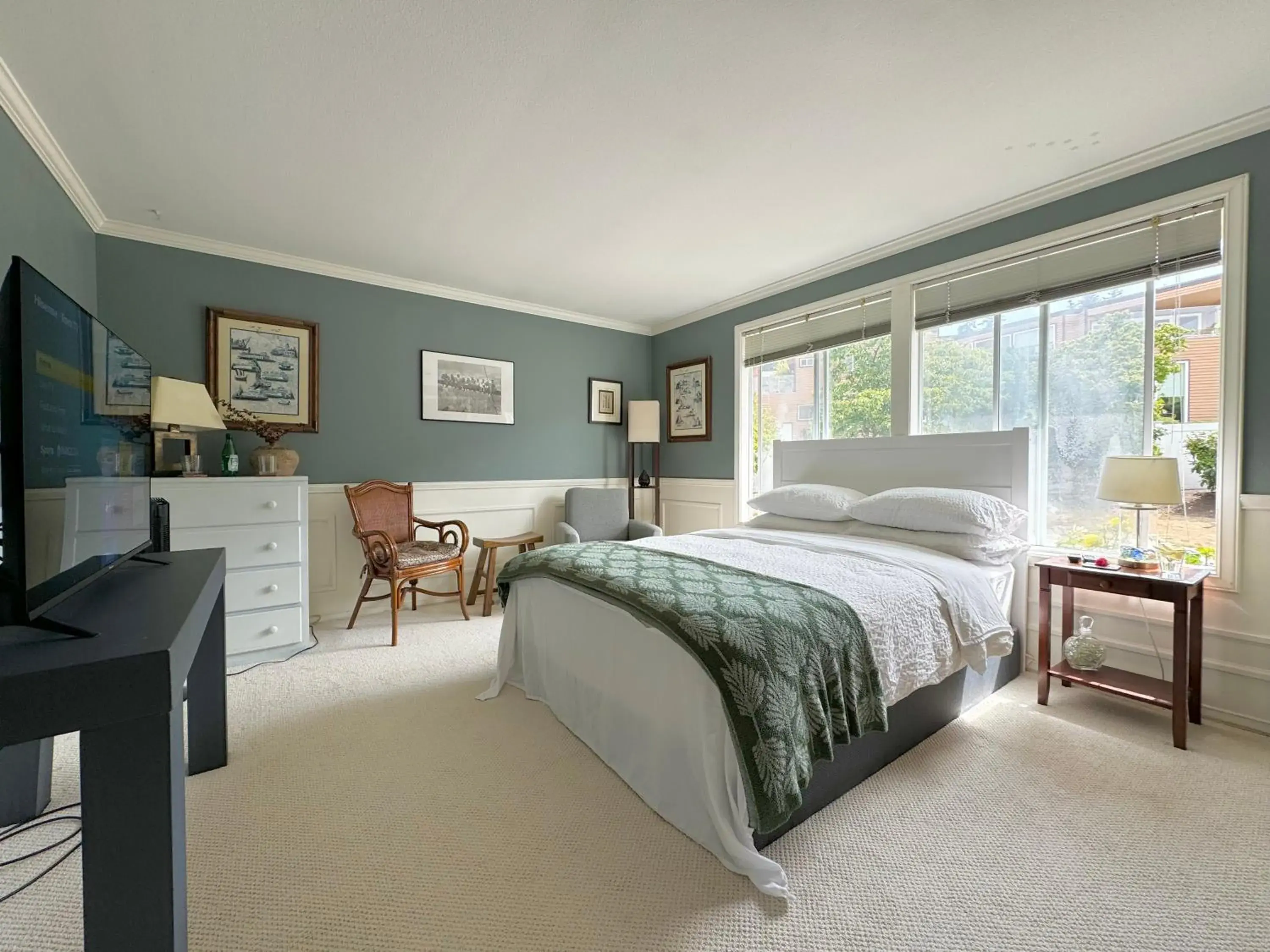 Deluxe Garden Room in Villa Rivarola Deluxe Garden Room in Villa Rivarola