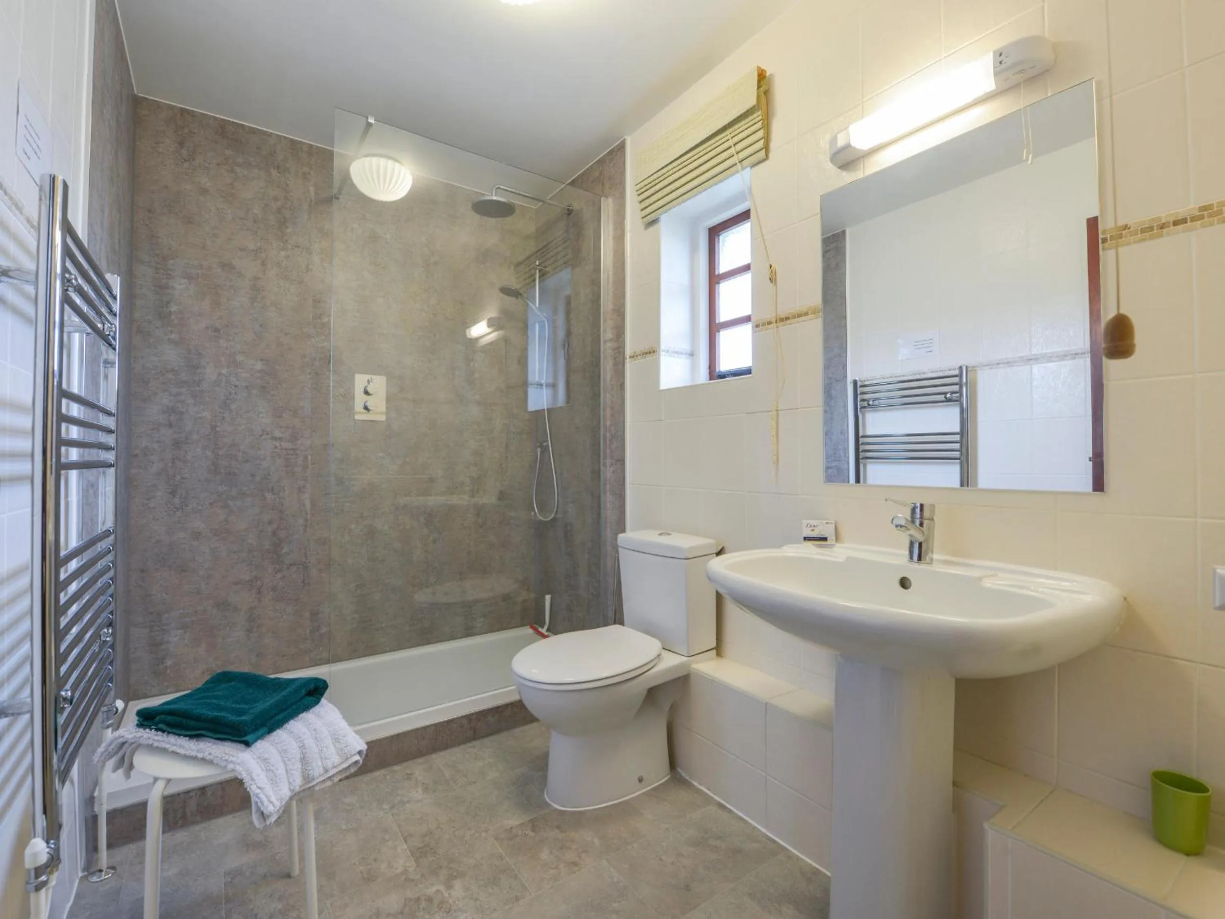 Property building in Ludgate Cottage