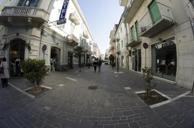 Facade/entrance in Hotel Alba