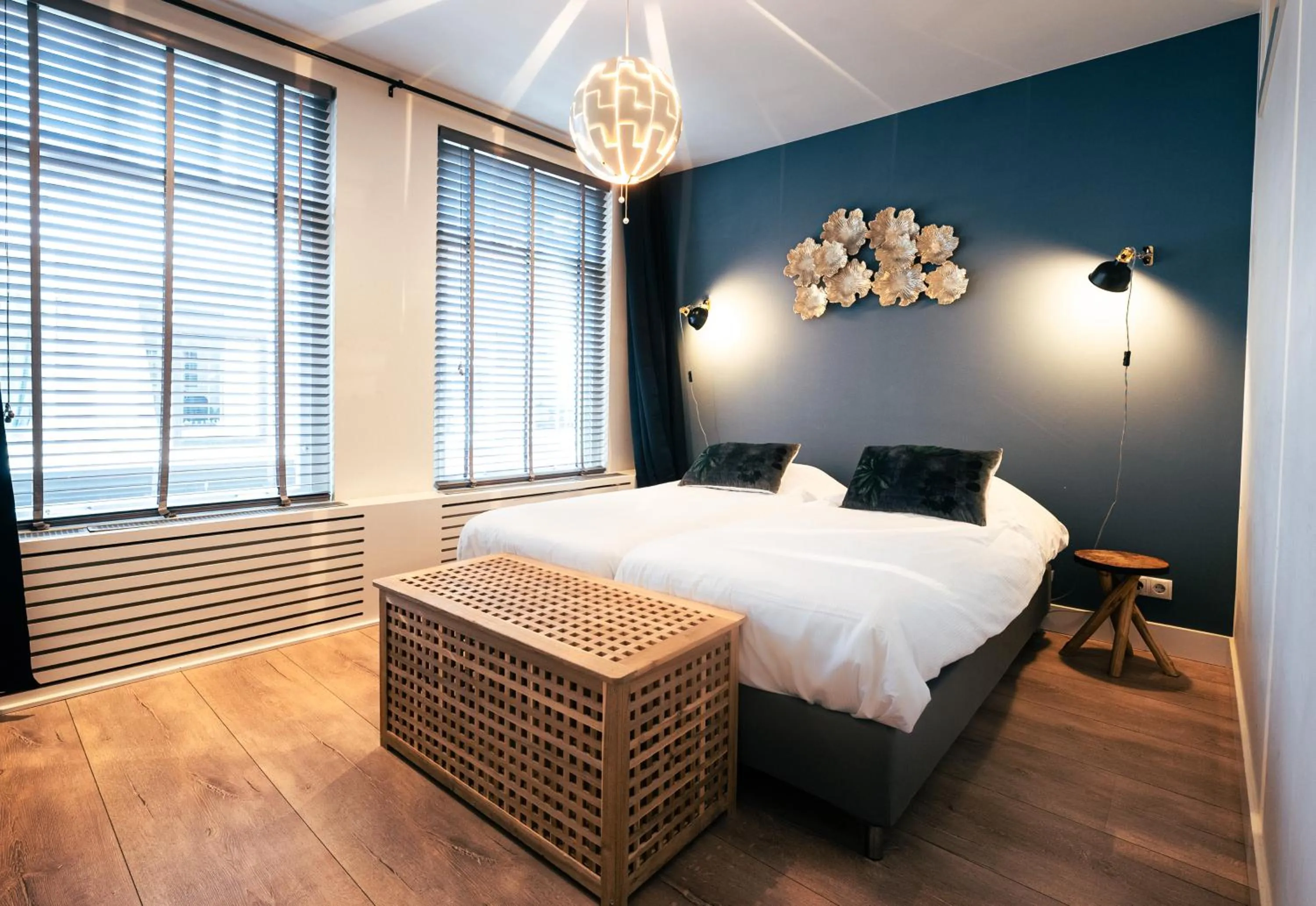 Bed in Familie Hotel & Apartments Alkmaar