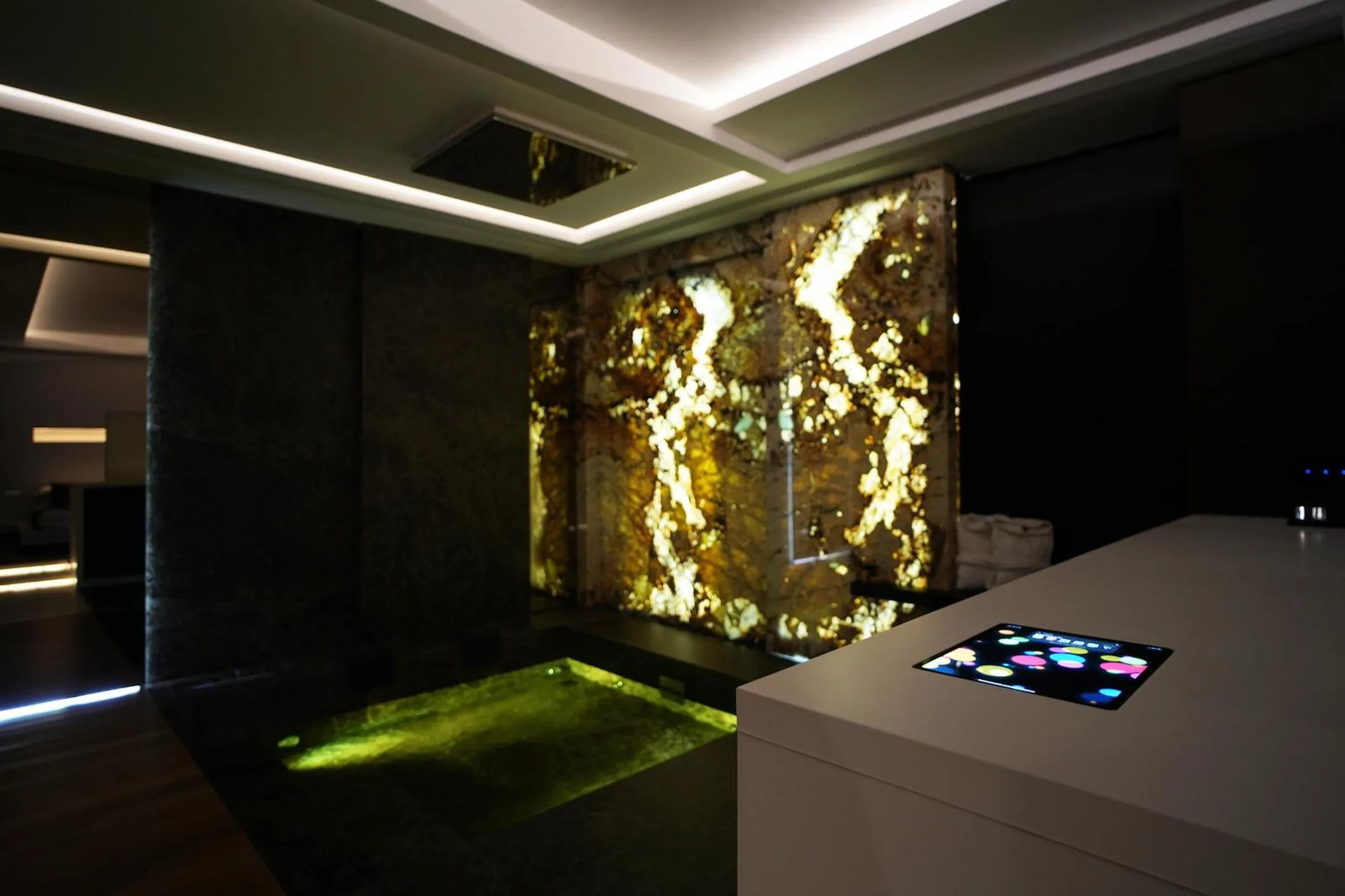 Hot Tub in Hotel Orizzonte