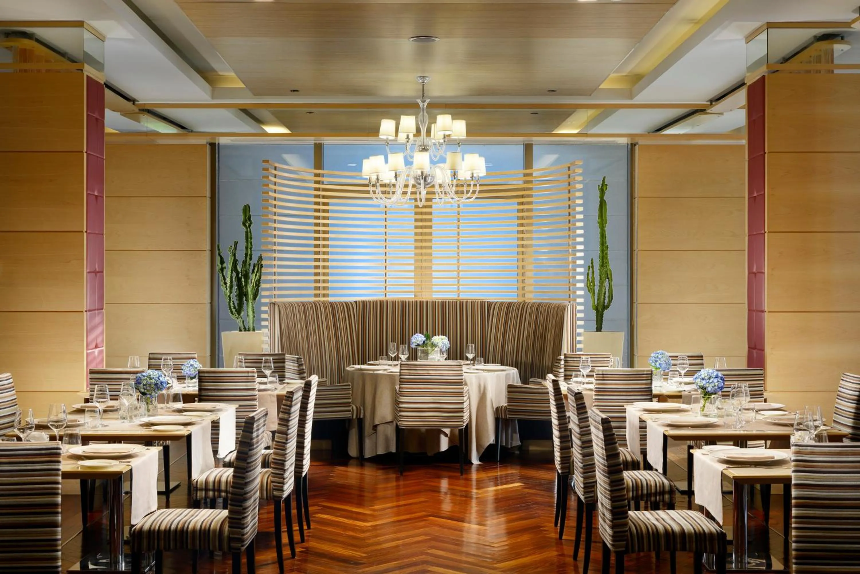 Restaurant/places to eat in UNA Hotels Expo Fiera Milano