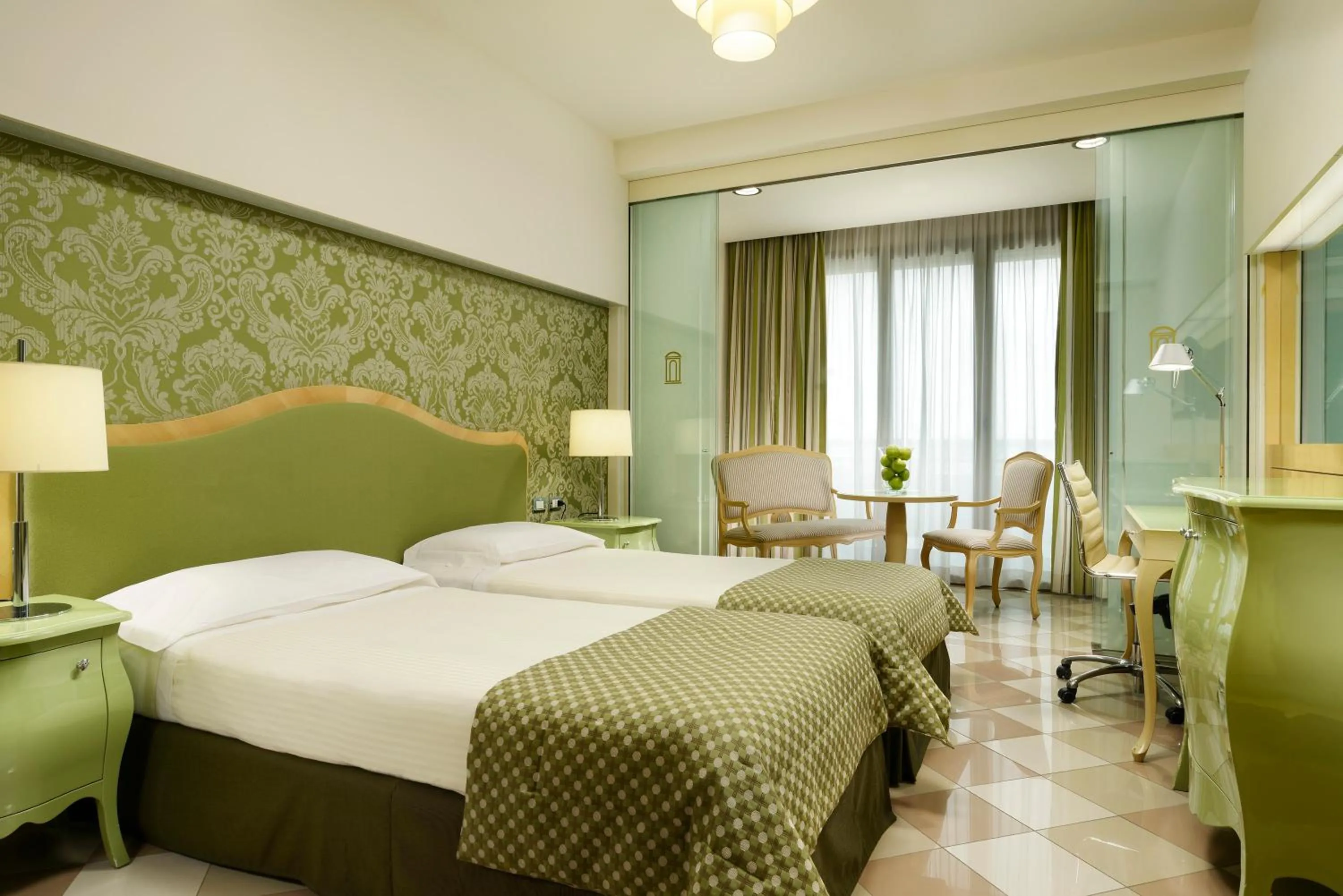 Bedroom, Bed in UNA Hotels Expo Fiera Milano