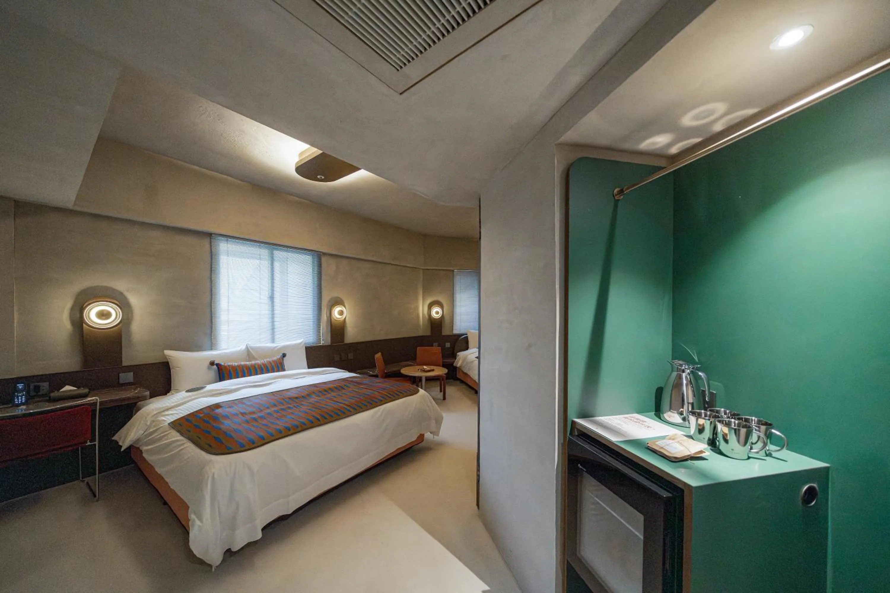 Bed in PAPO'A Labs