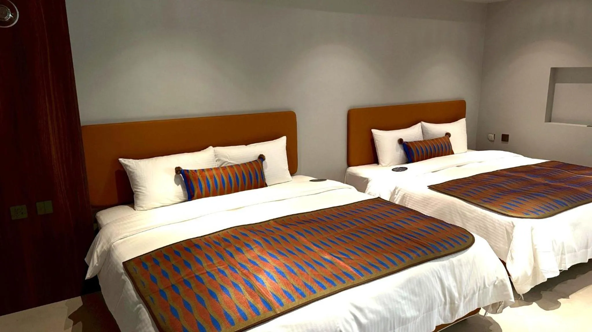 Bed in PAPO'A Labs