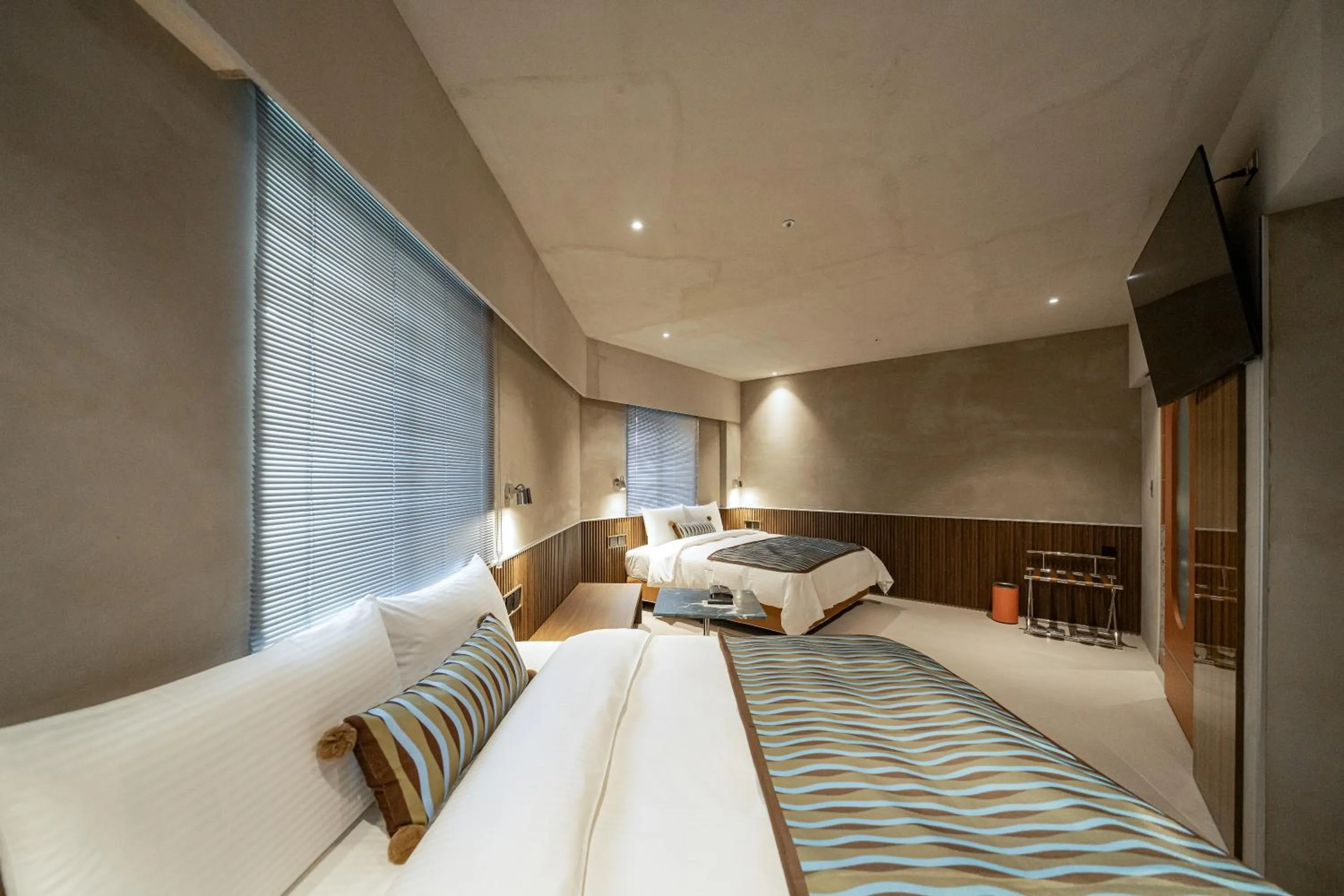 Photo of the whole room, Bed in PAPO'A Labs