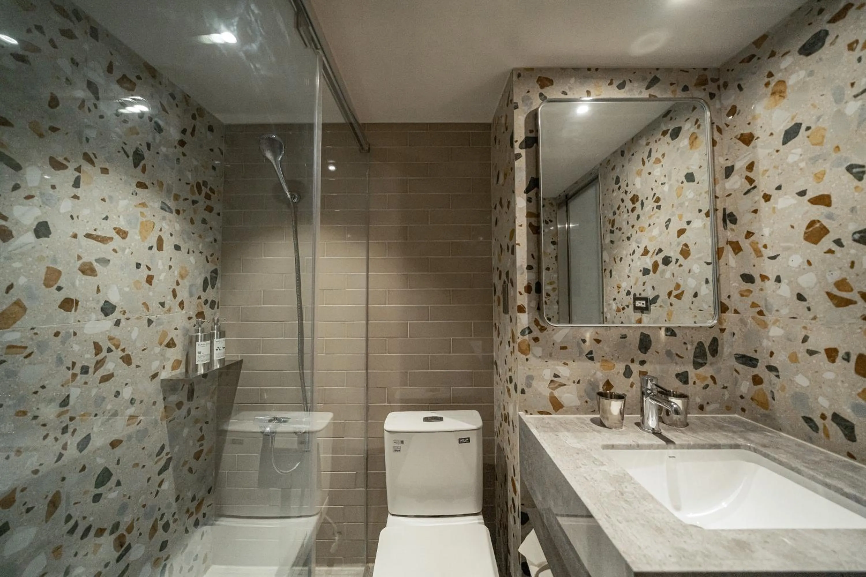 Bathroom in PAPO'A Labs