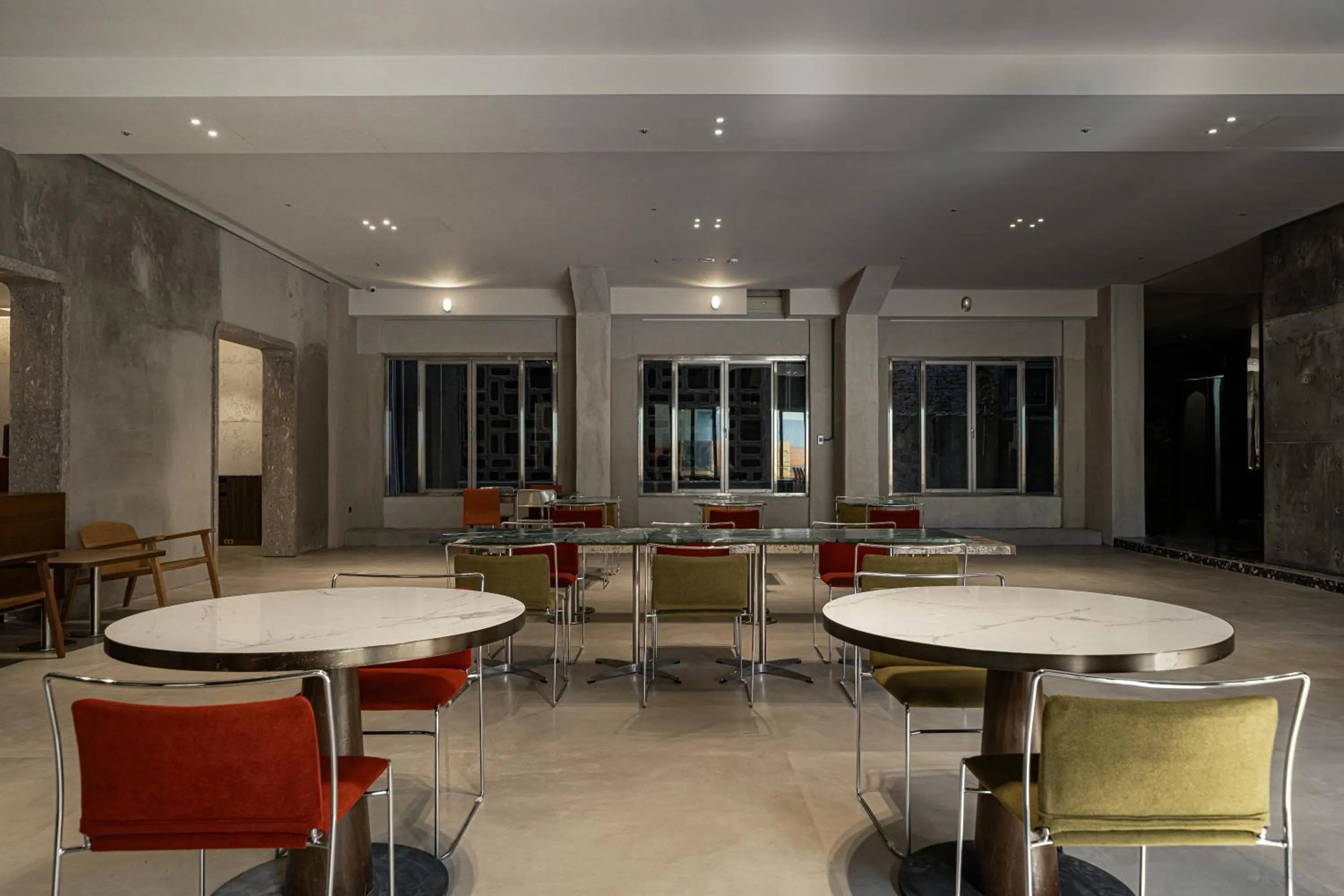Restaurant/places to eat in PAPO'A Labs