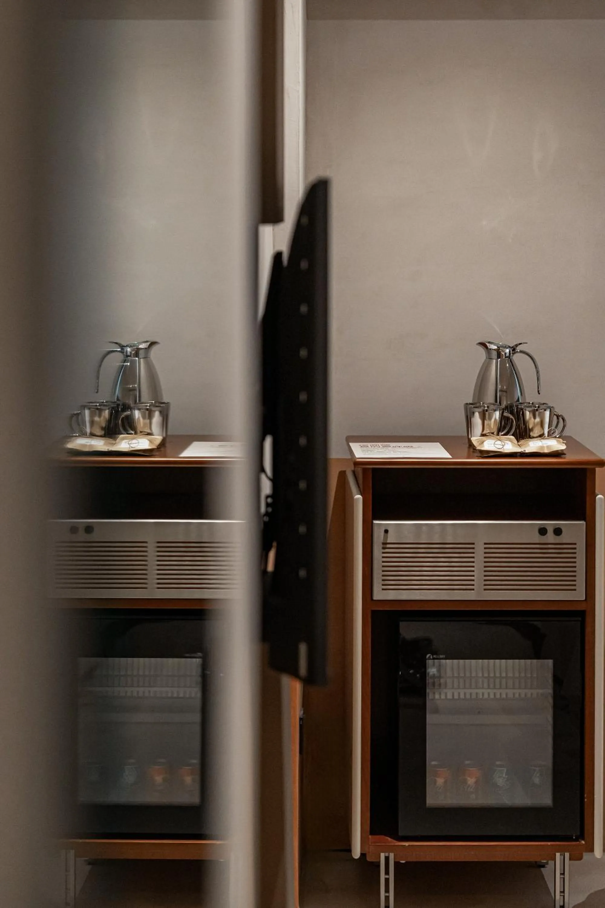 minibar in PAPO'A Labs