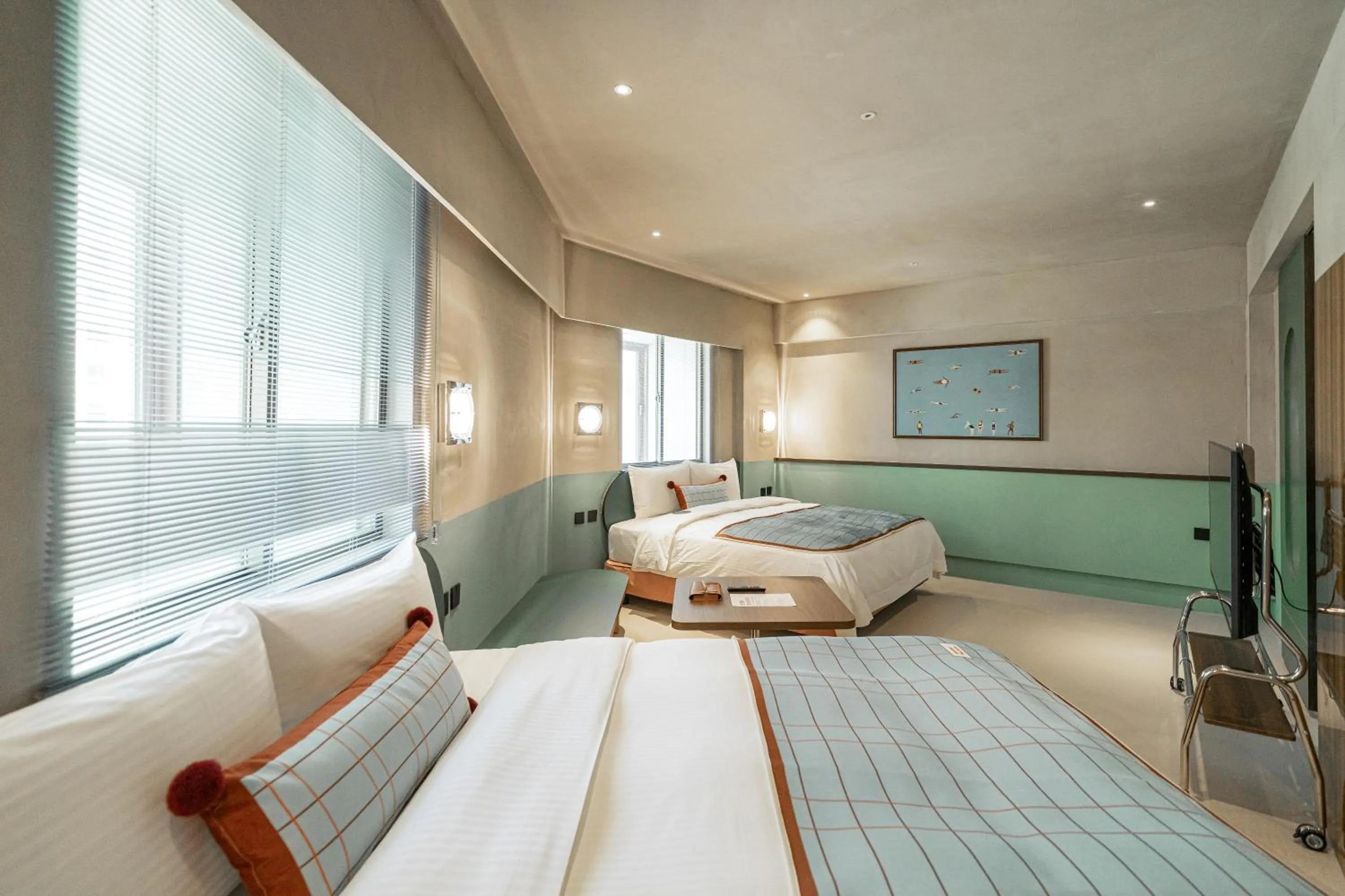 Photo of the whole room, Bed in PAPO'A Labs