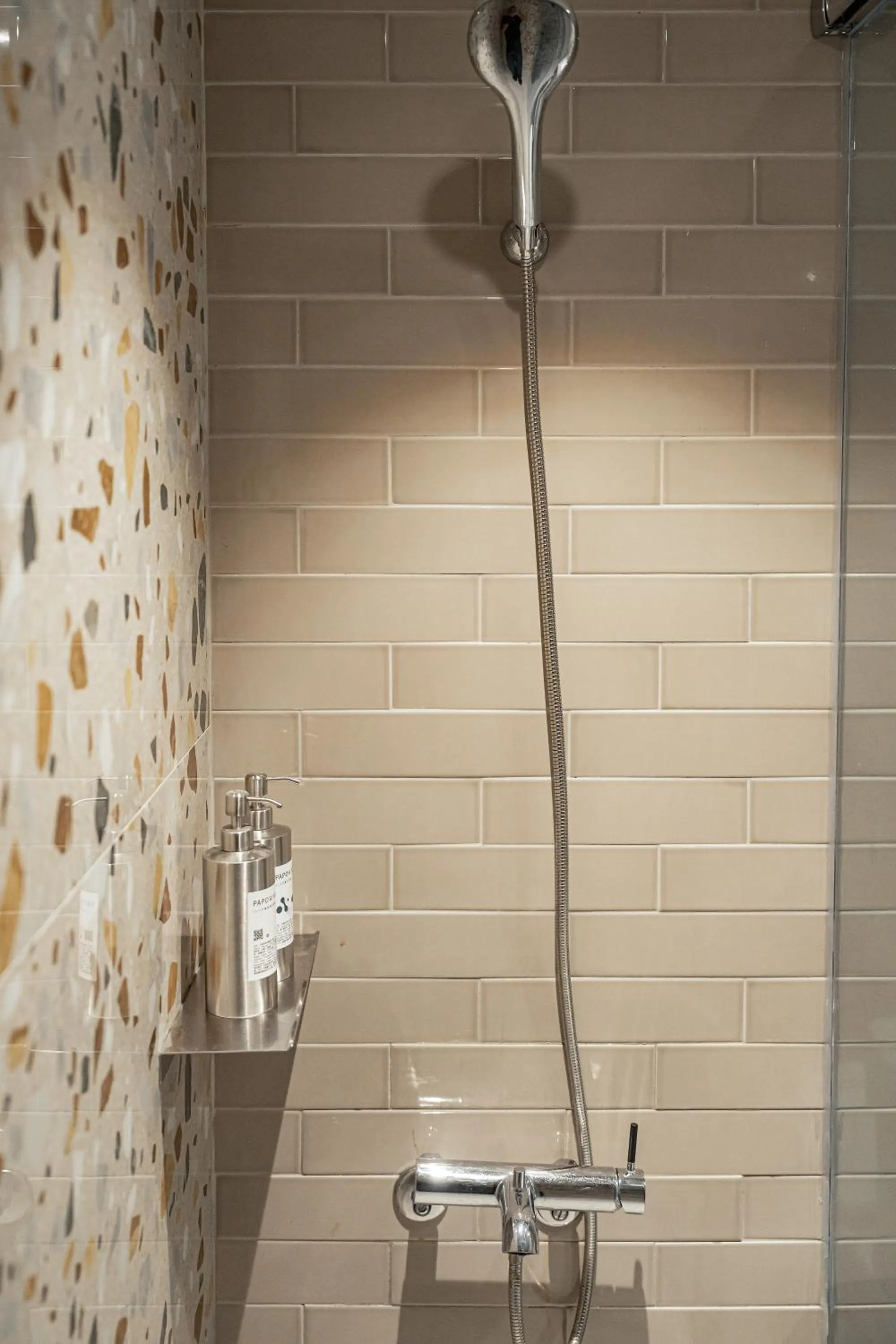 Bathroom in PAPO'A Labs