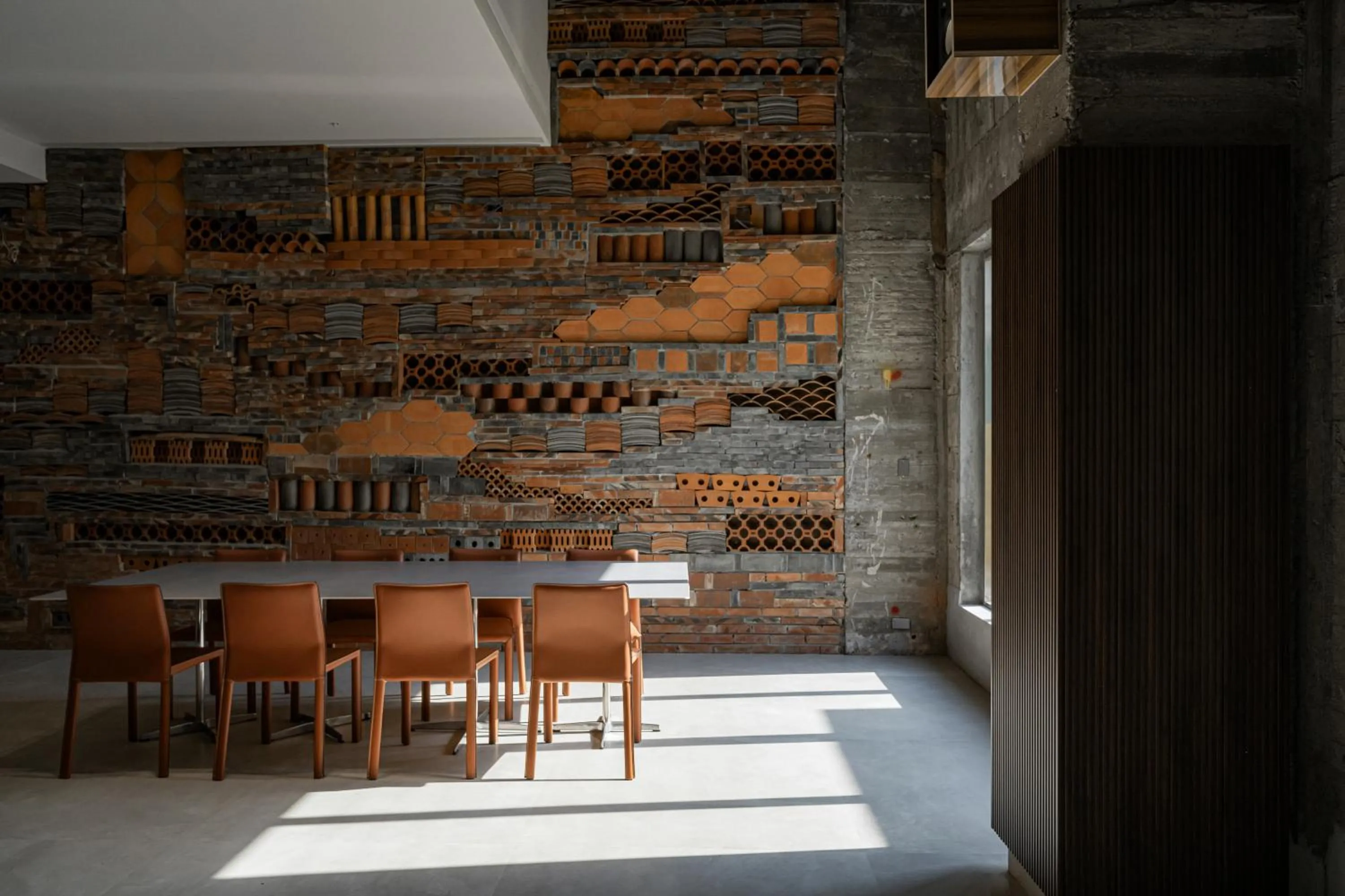 Restaurant/places to eat in PAPO'A Labs