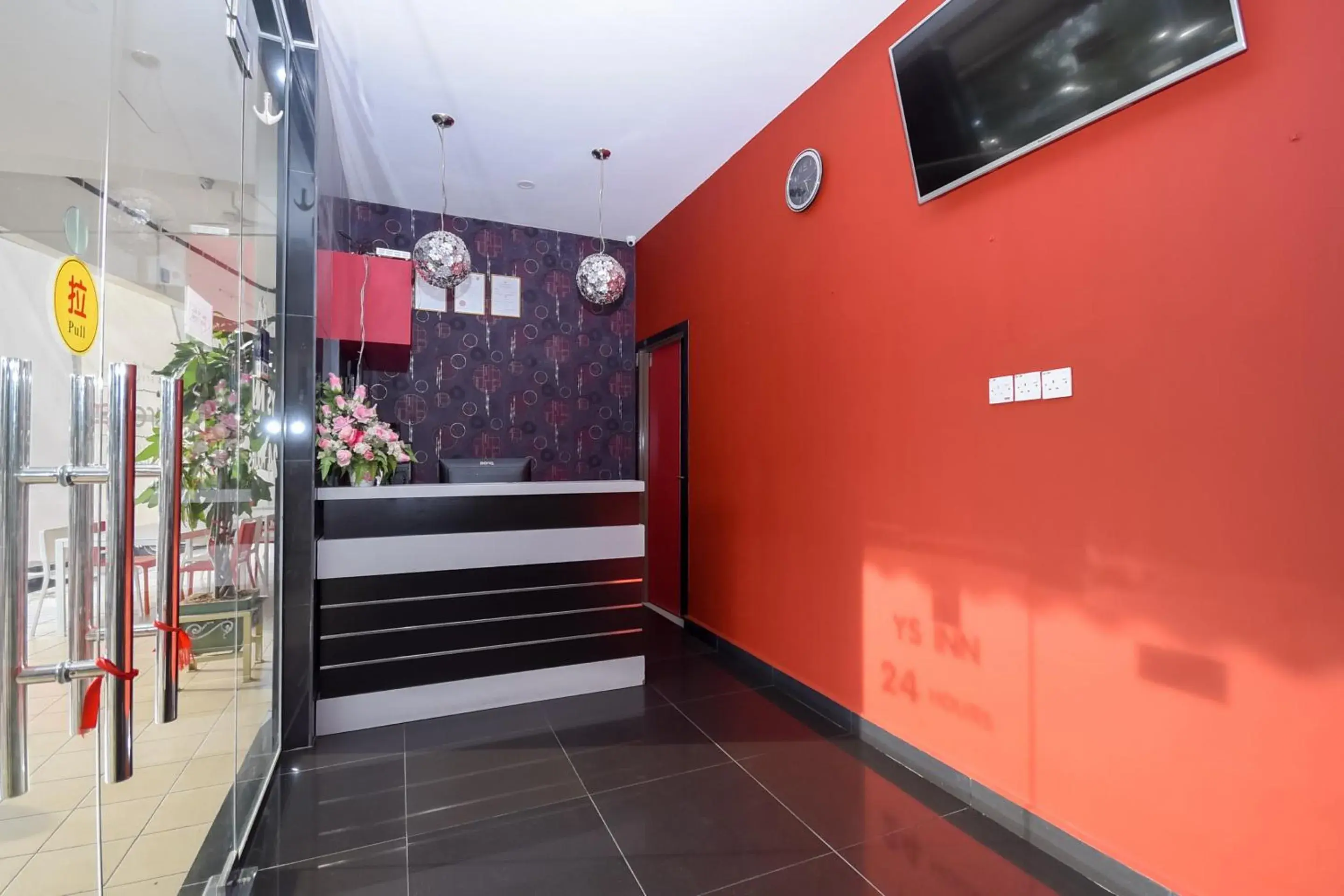 Lobby or reception in Hotel O Ys Inn Lobby or reception in Hotel O Ys Inn