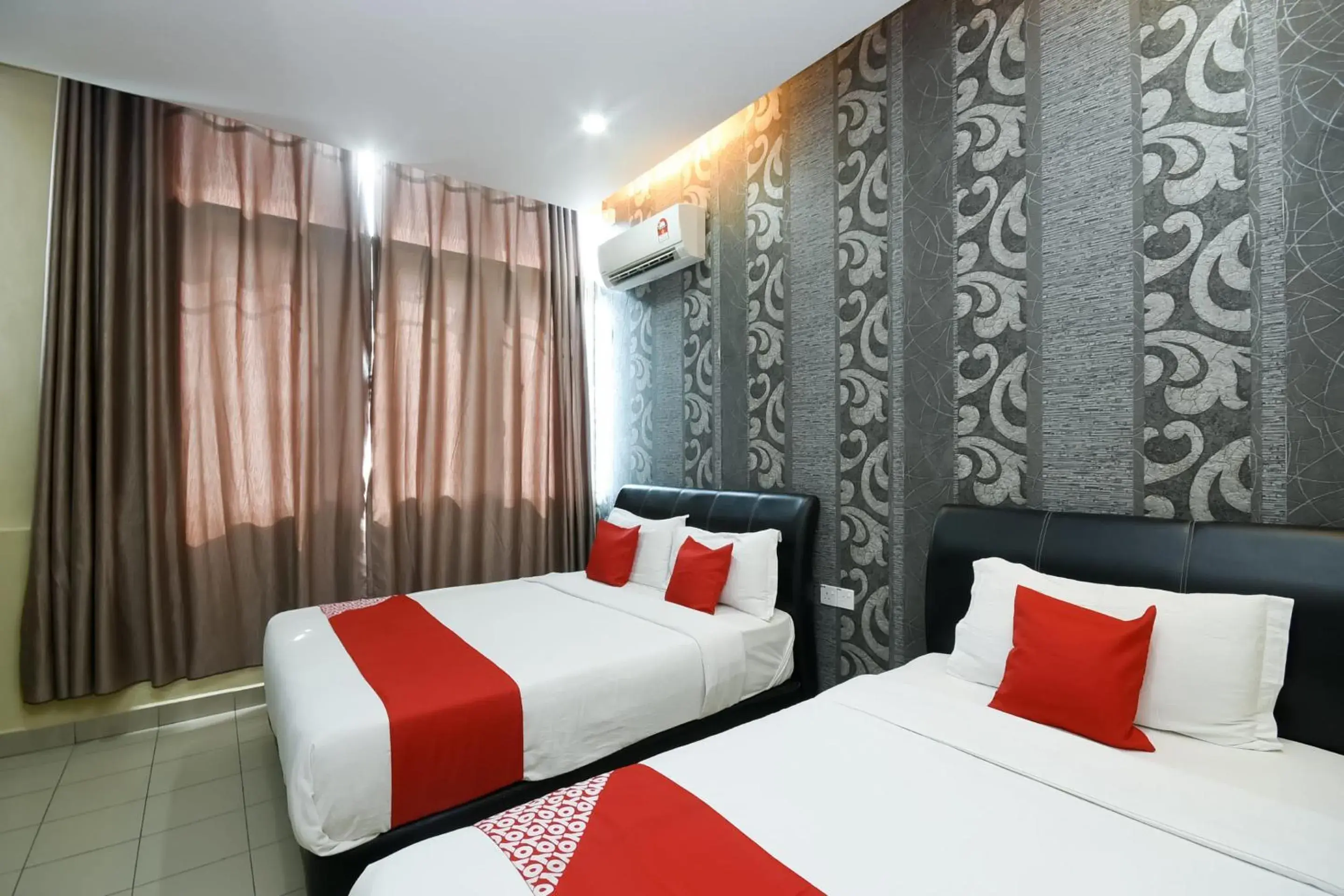 Bedroom, Bed in Hotel O Ys Inn Bedroom, Bed in Hotel O Ys Inn