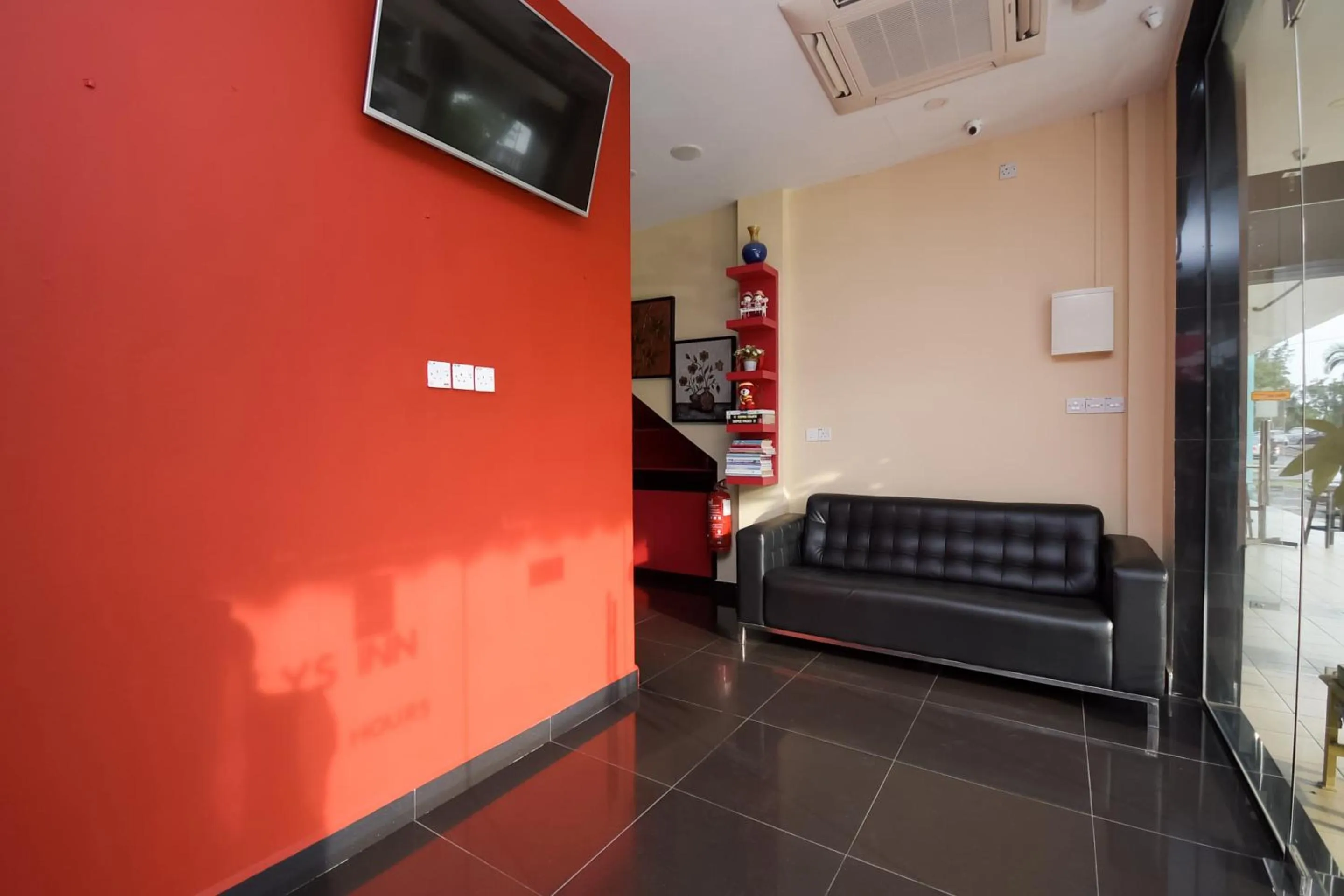 Lobby or reception in Hotel O Ys Inn