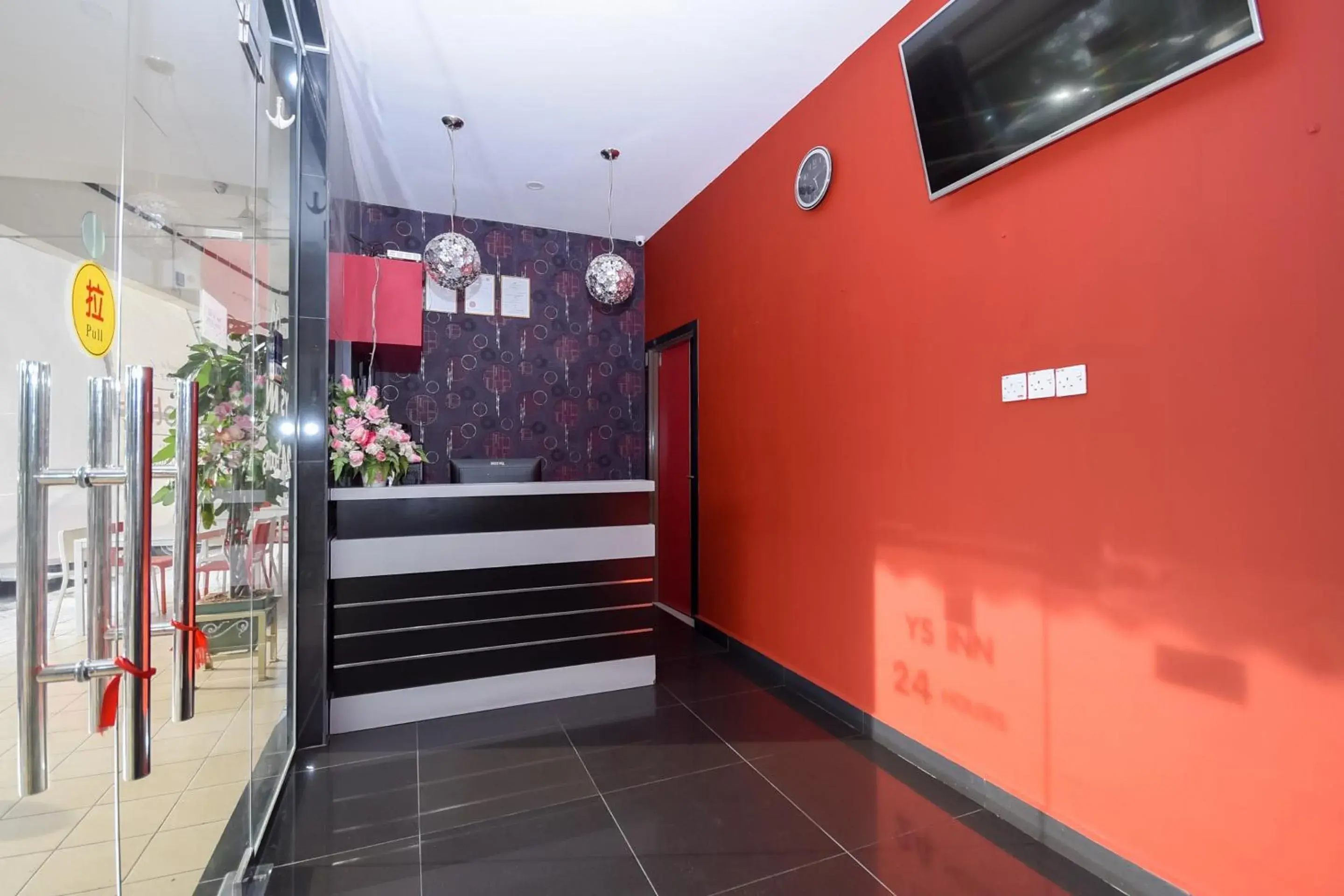 Lobby or reception in Hotel O Ys Inn Lobby or reception in Hotel O Ys Inn