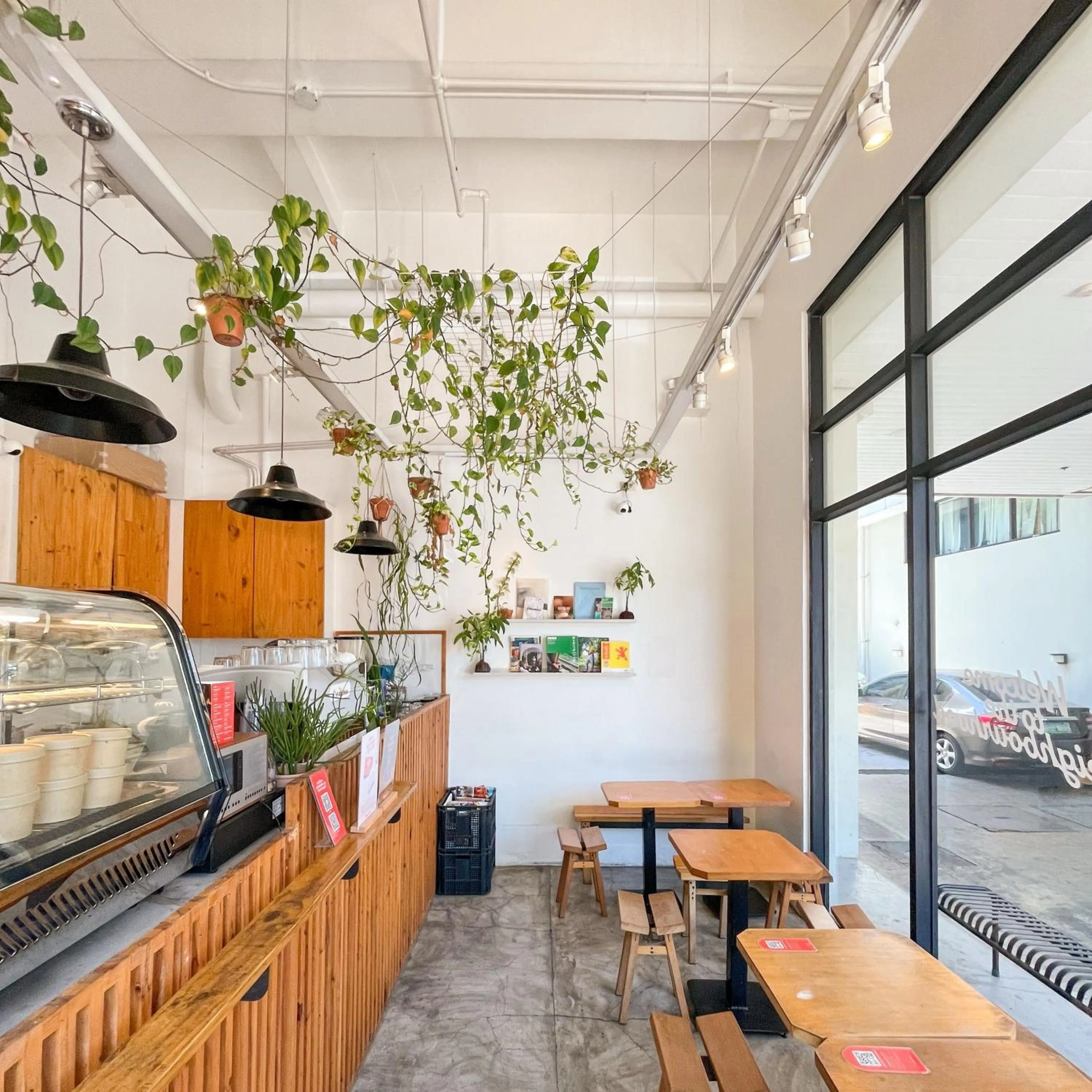 Restaurant/places to eat in Hop Inn Hotel Ermita Manila