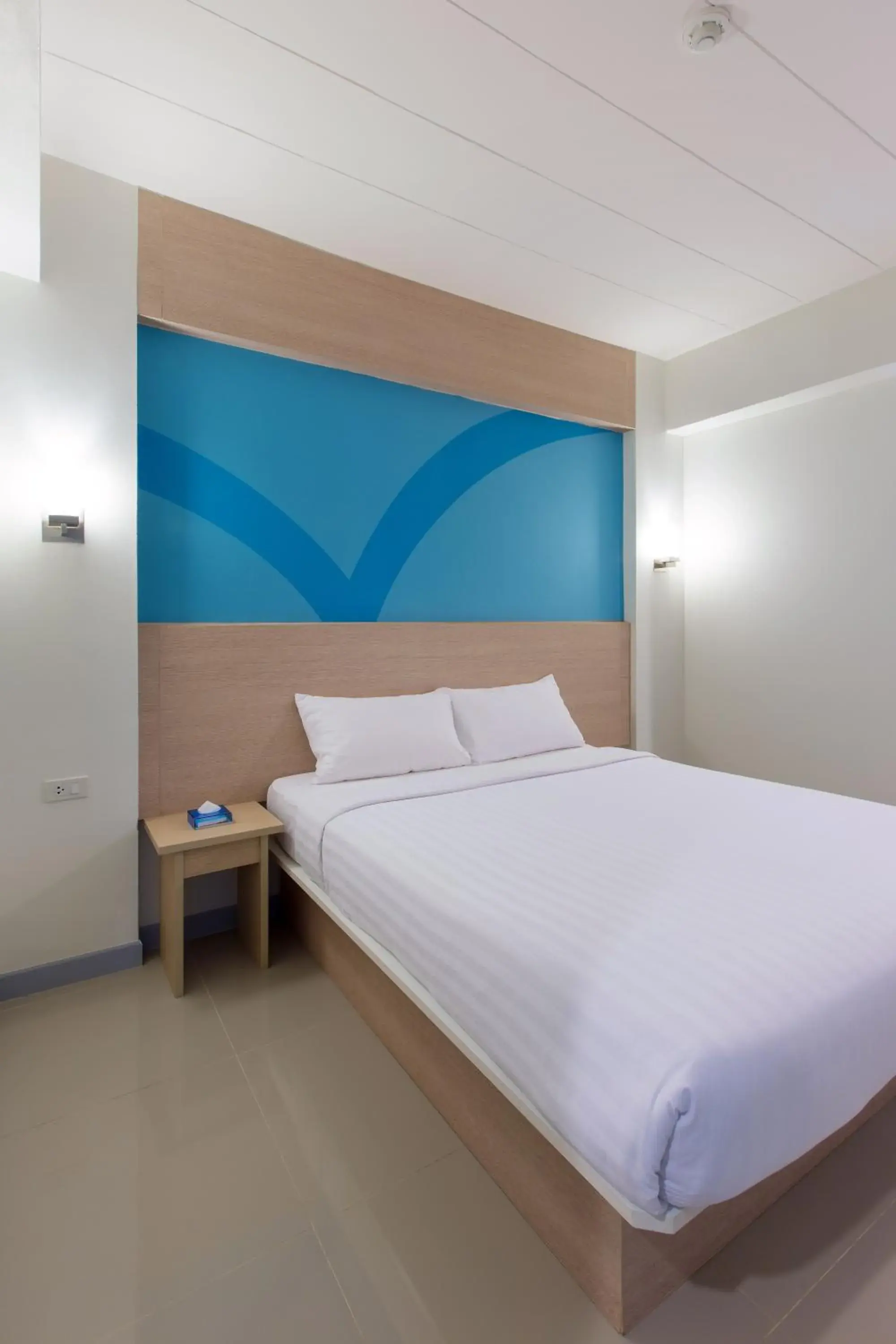 Bedroom, Bed in Hop Inn Hotel Ermita Manila Bedroom, Bed in Hop Inn Hotel Ermita Manila