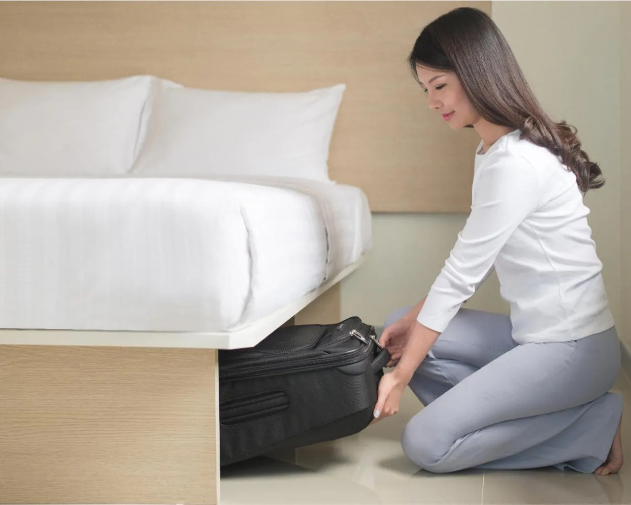 Bedroom, Bed in Hop Inn Hotel Ermita Manila