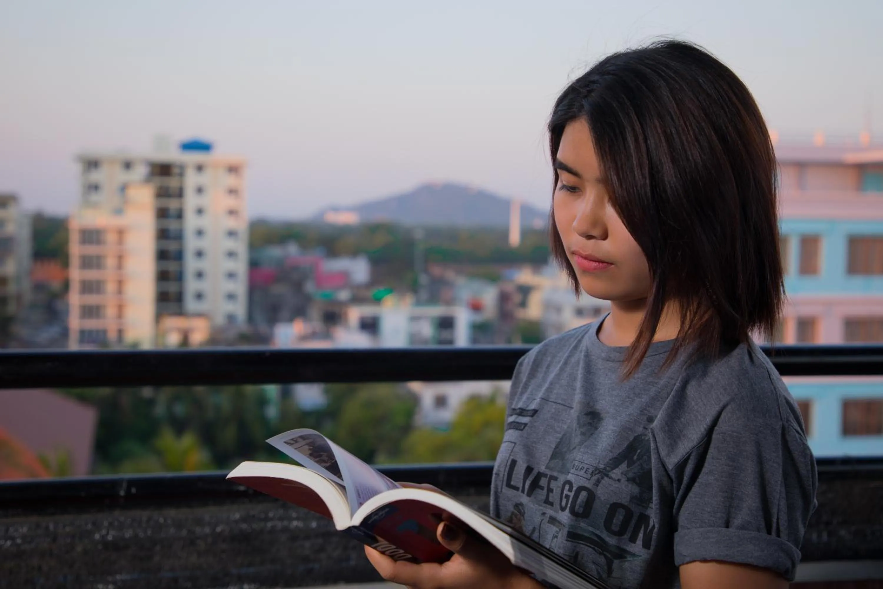 Staff in Ostello Bello Mandalay
