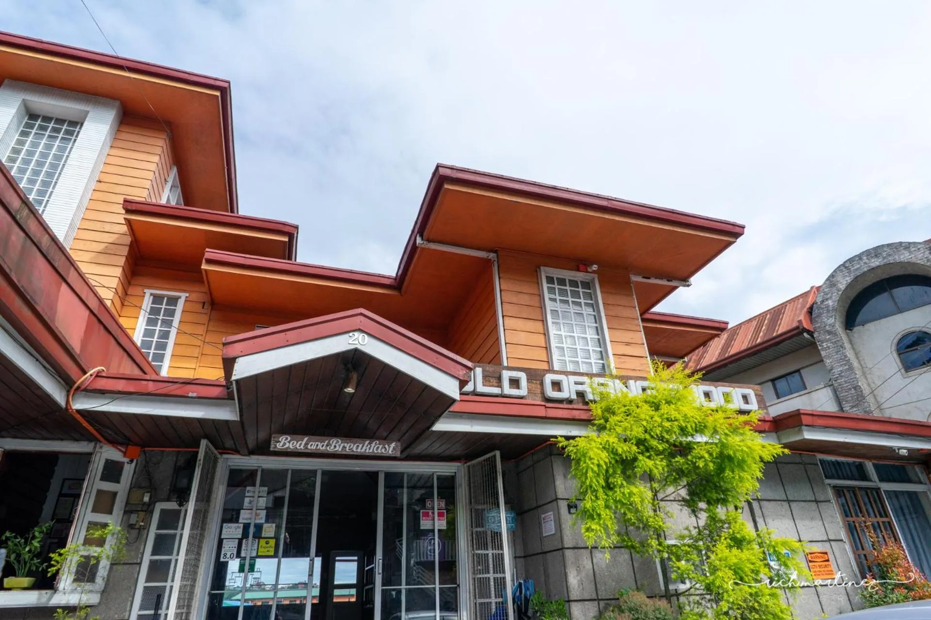 Property building in Old Orangewood Bed & Breakfast