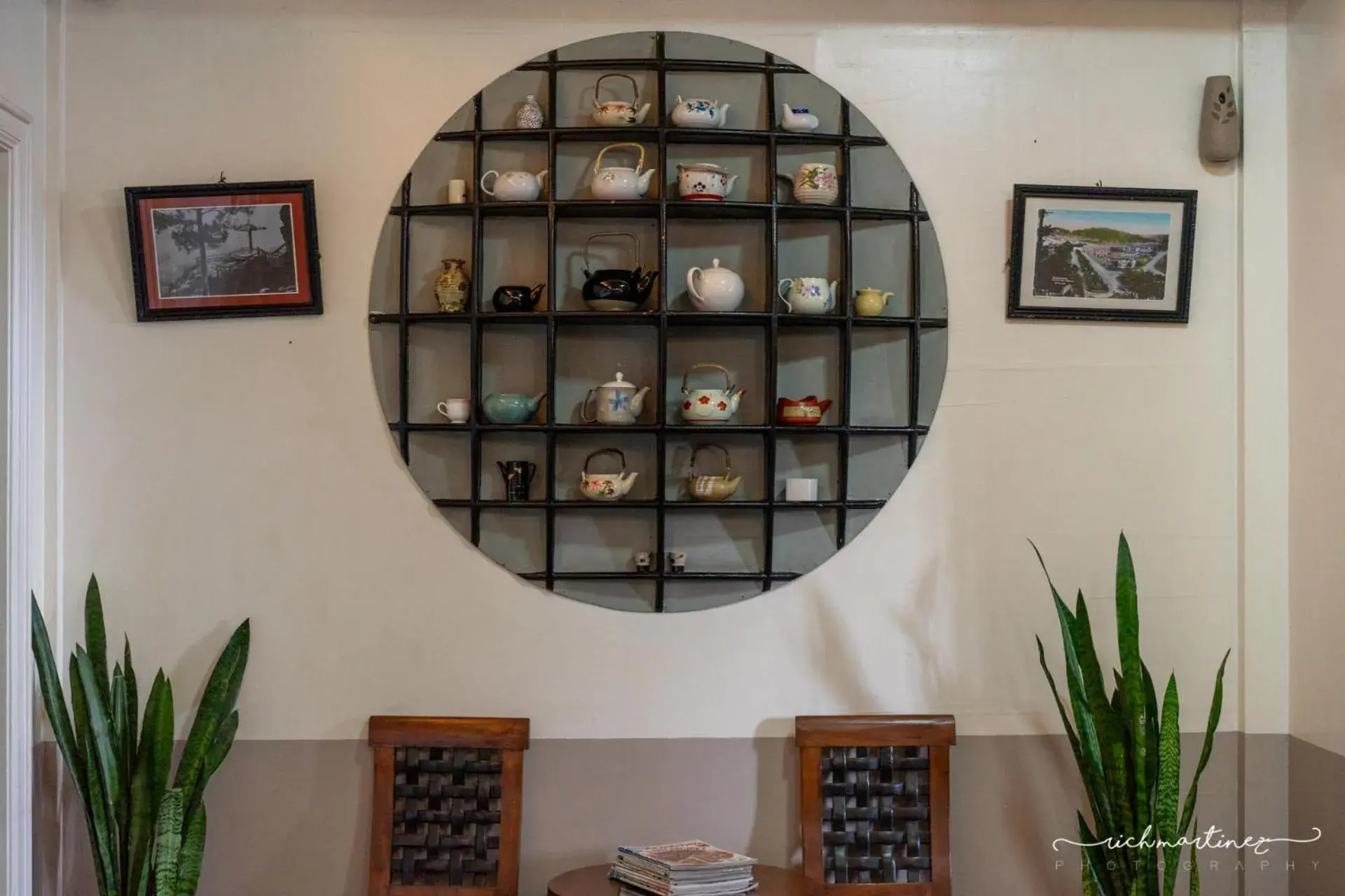 Decorative detail in Old Orangewood Bed & Breakfast Decorative detail in Old Orangewood Bed & Breakfast