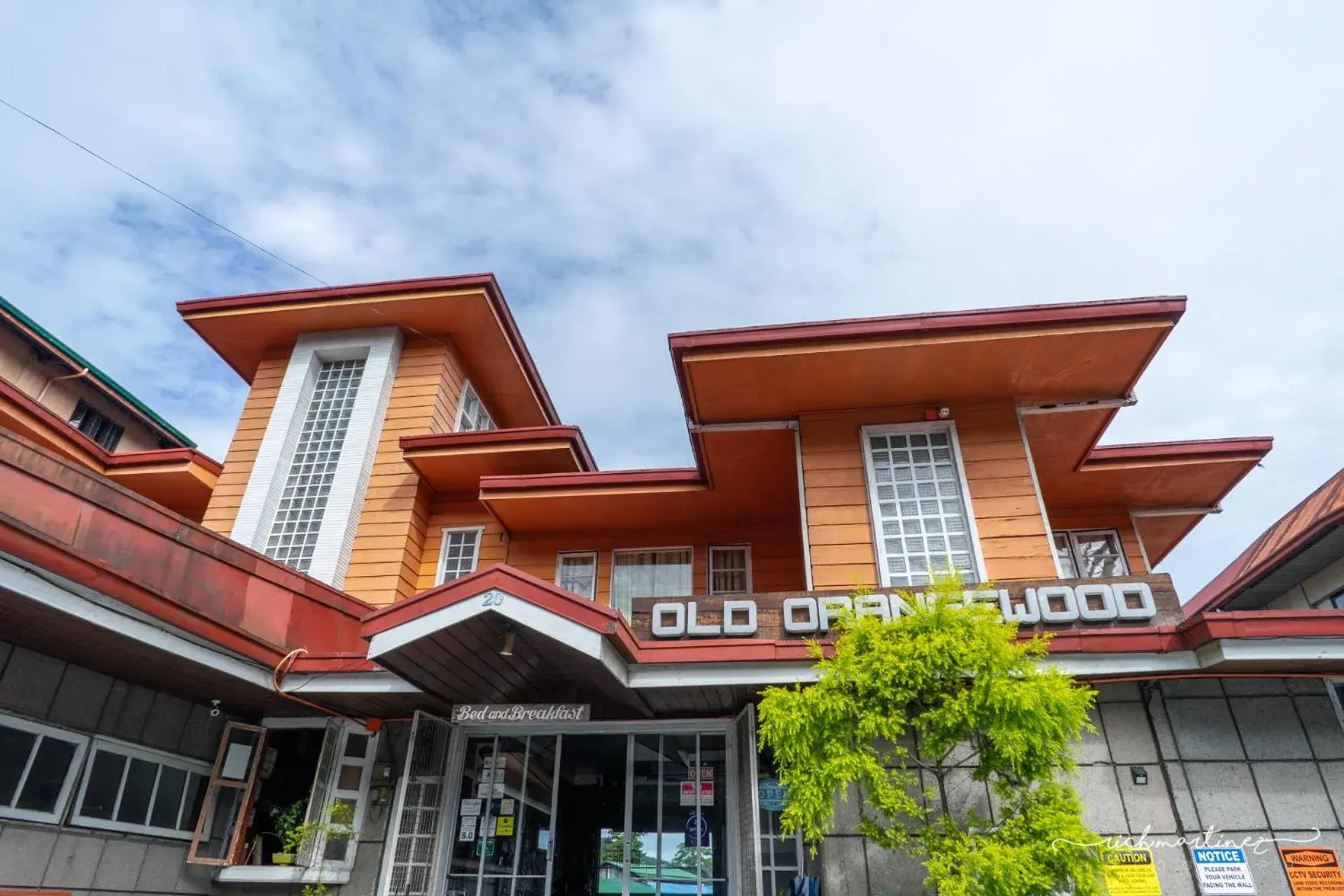 Facade/entrance in Old Orangewood Bed & Breakfast Facade/entrance in Old Orangewood Bed & Breakfast