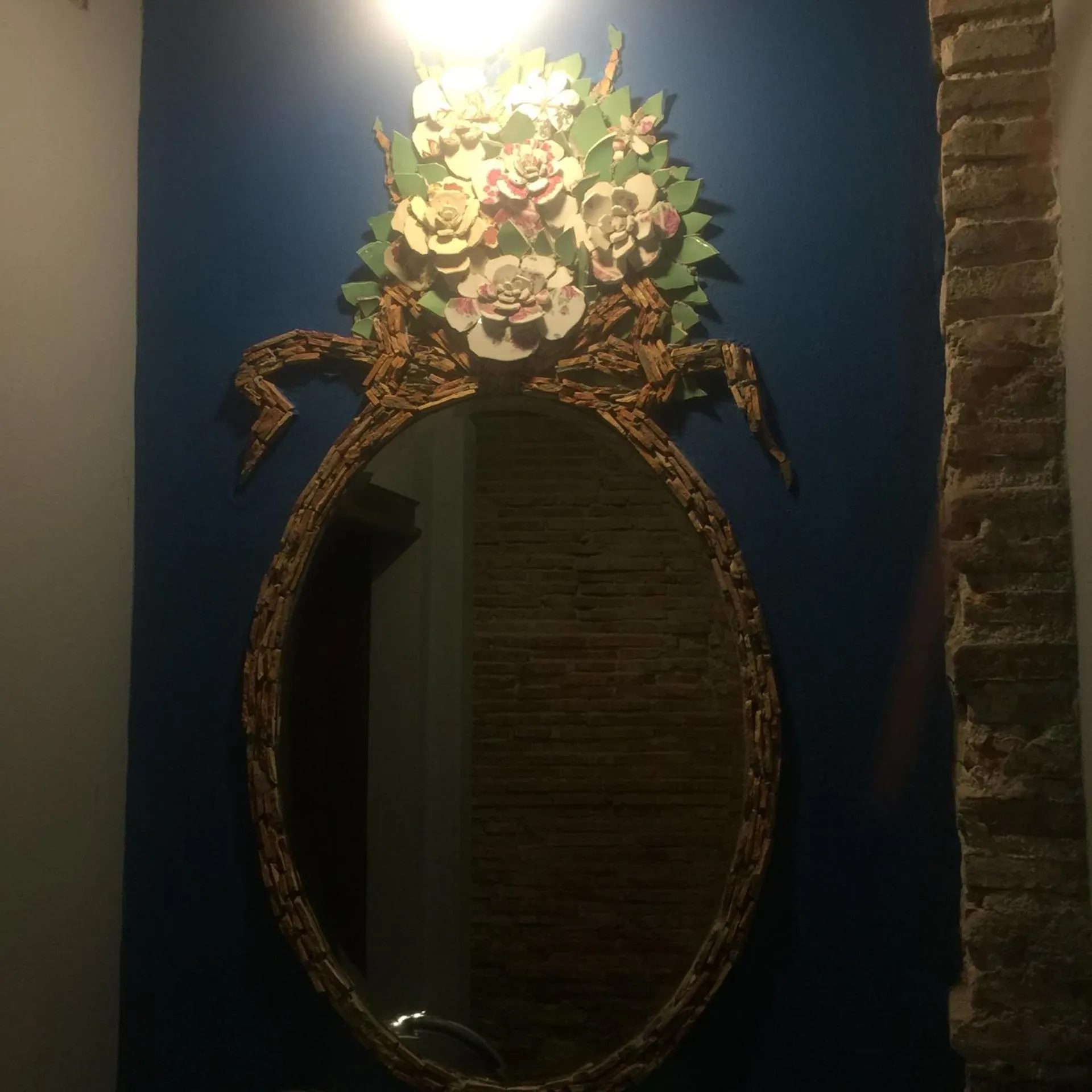 Decorative detail in Baan Nai Nakhon